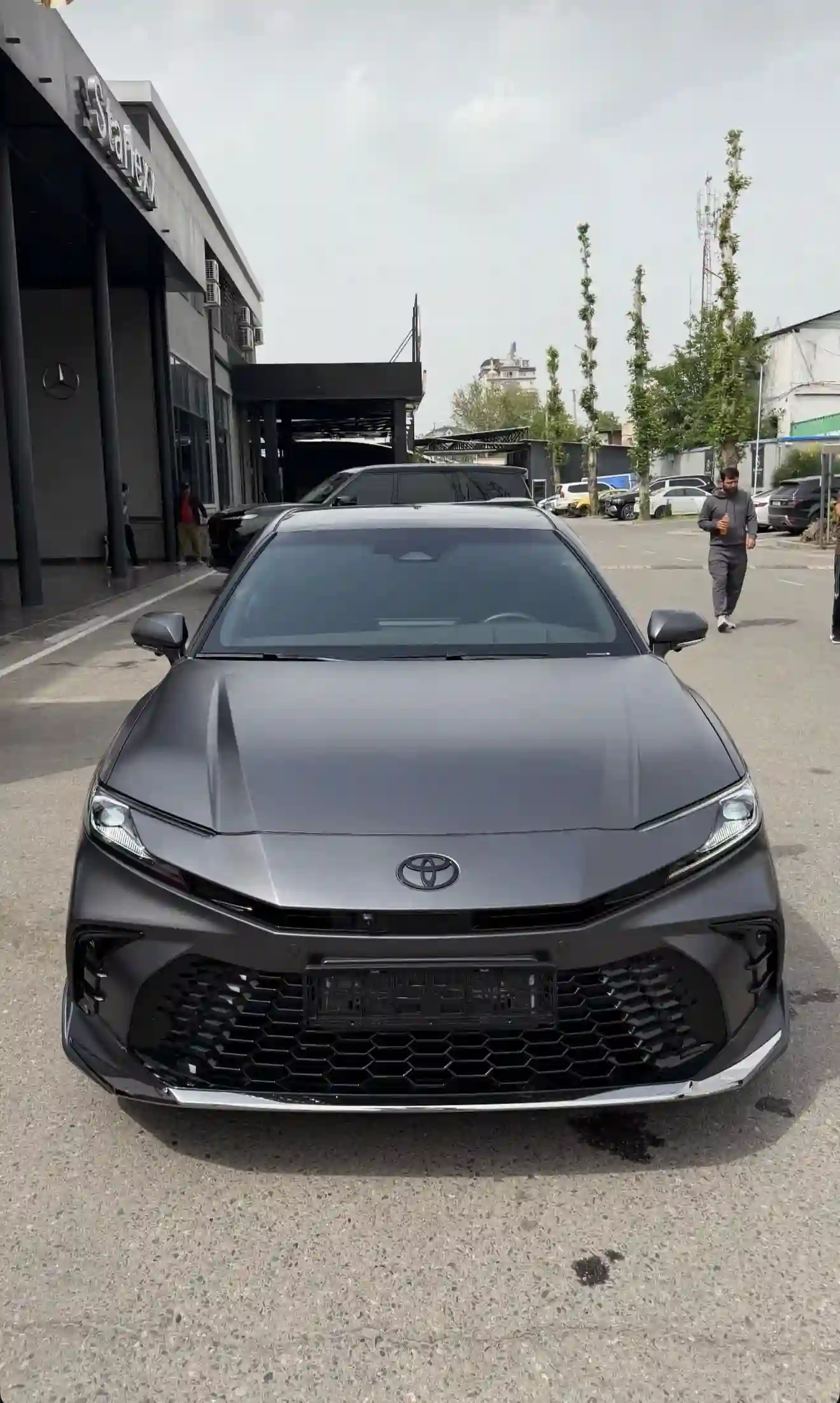 Toyota Camry 2025 — миниатюра 1