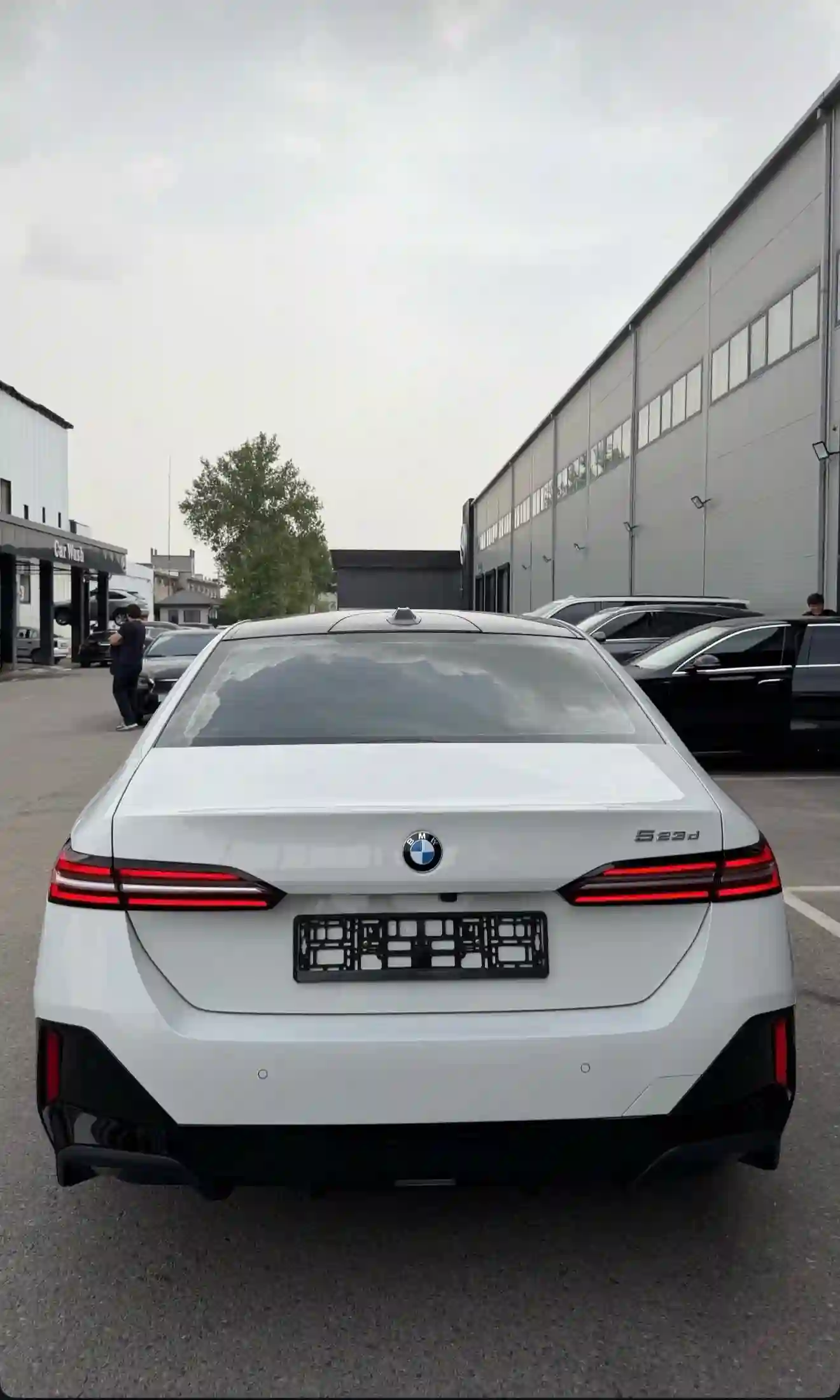 BMW 5 series 2024 — миниатюра 3