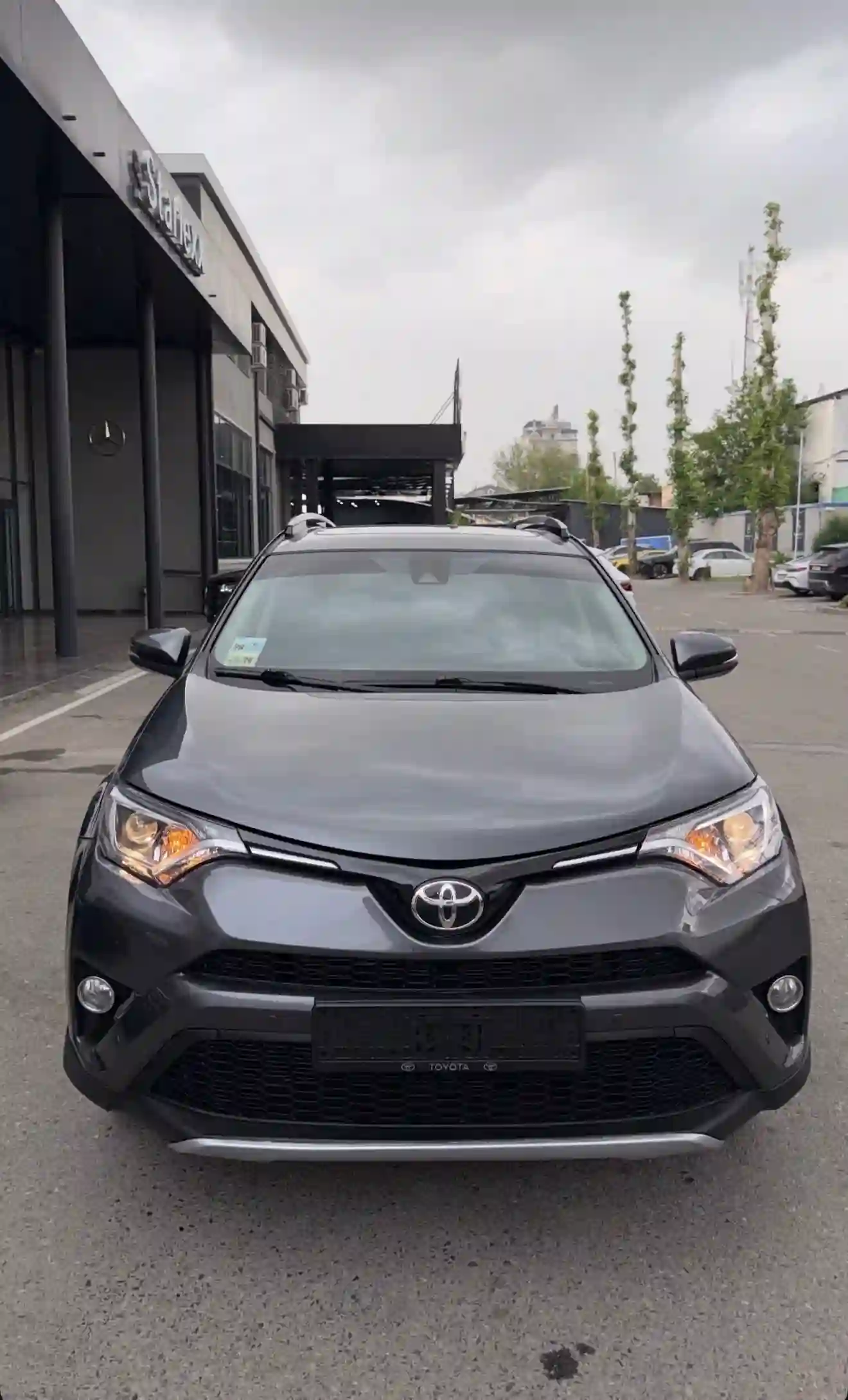 Toyota Rav 4 2017 — миниатюра 1