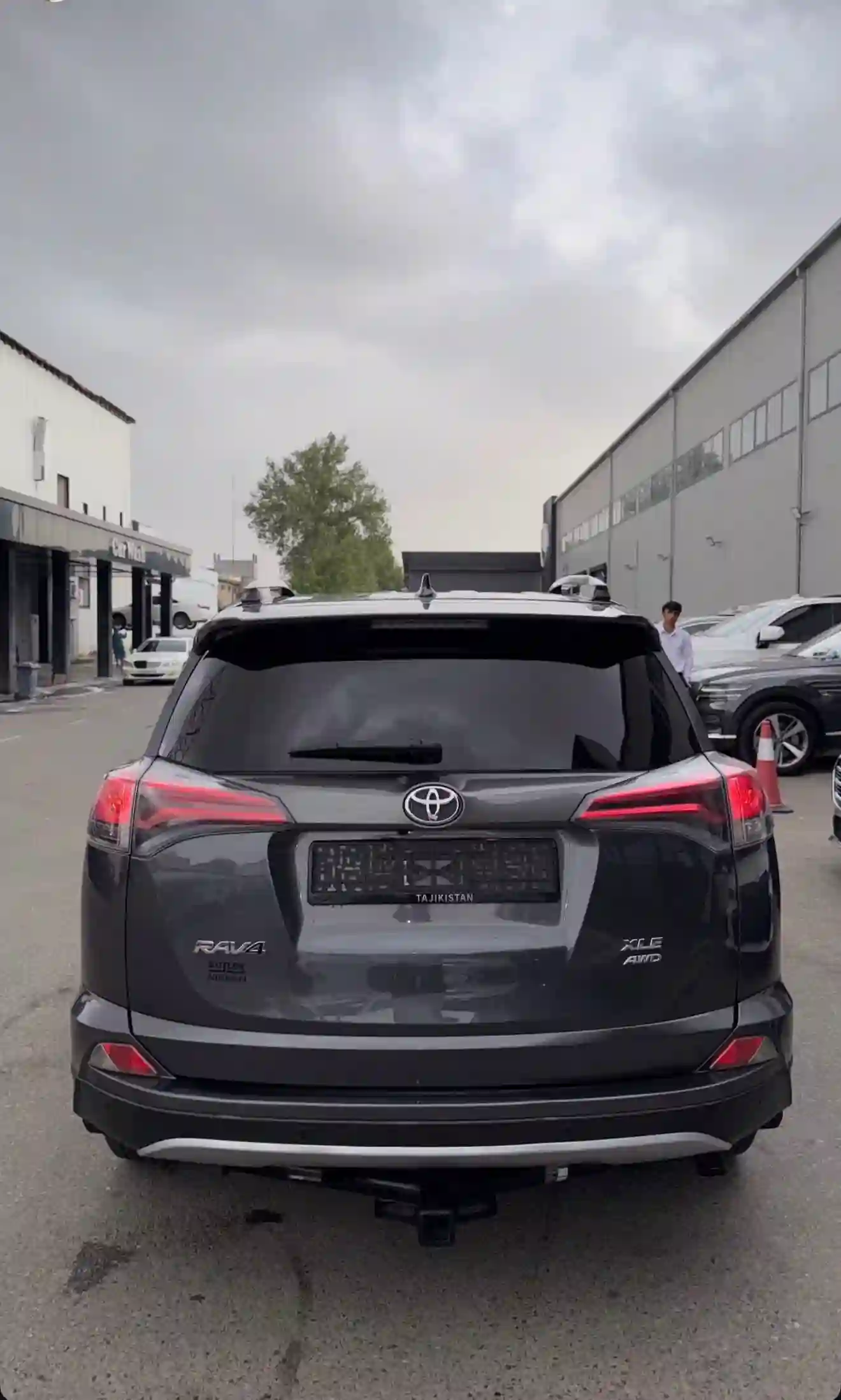 Toyota Rav 4 2017 — миниатюра 3