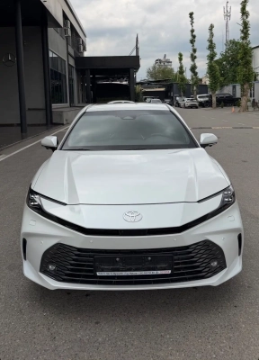 Toyota Camry 2026