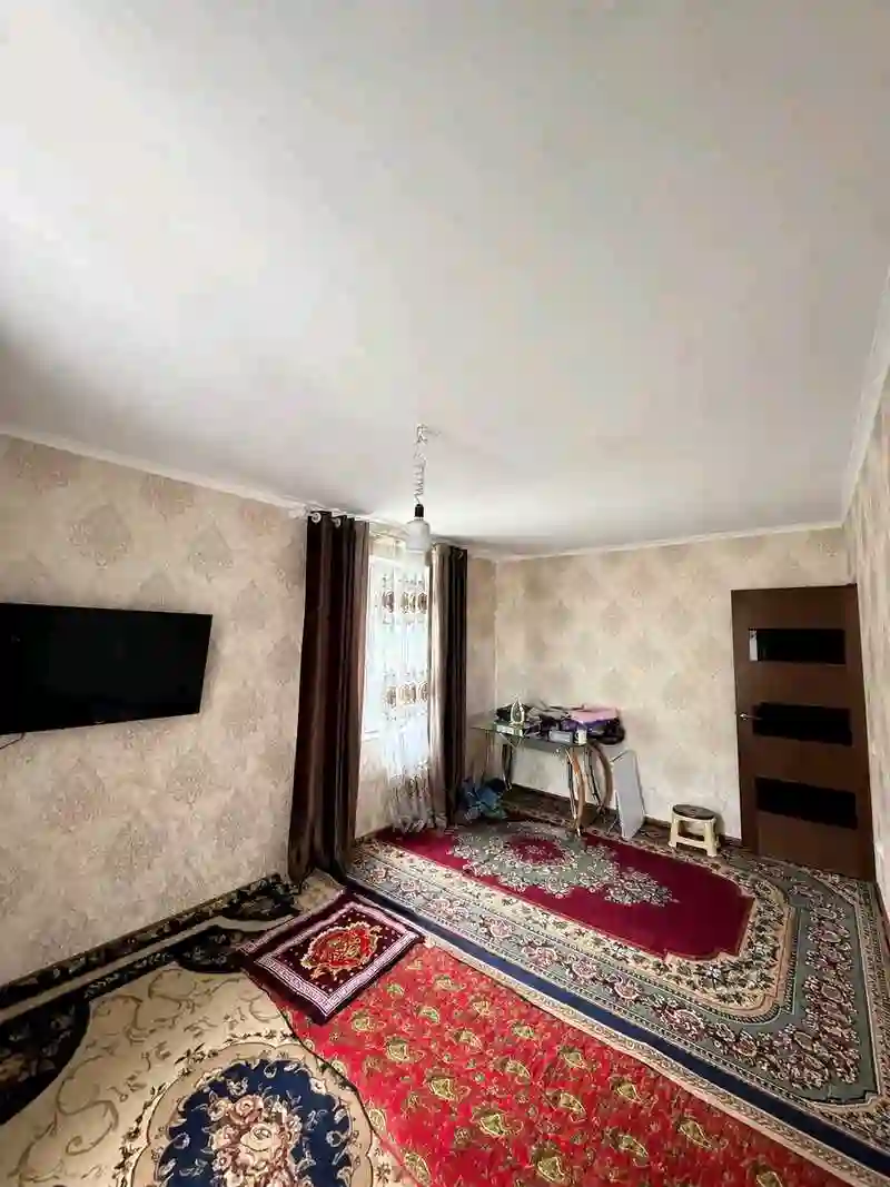 2-к квартира, 3 этаж, 50 м², 102мкр