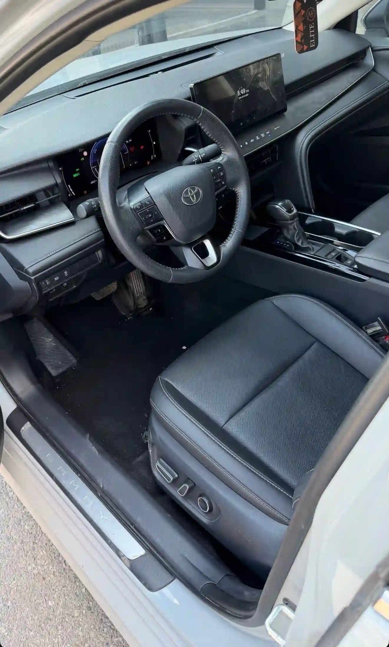 Toyota Camry 2025 — миниатюра 5
