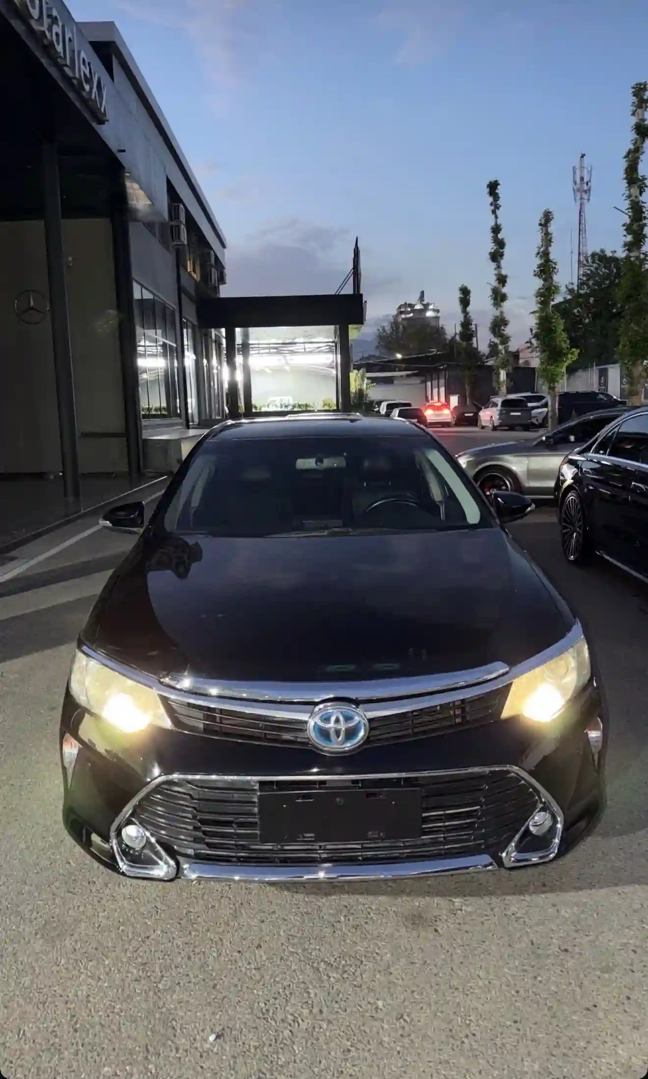 Toyota Camry 2016 — миниатюра 1