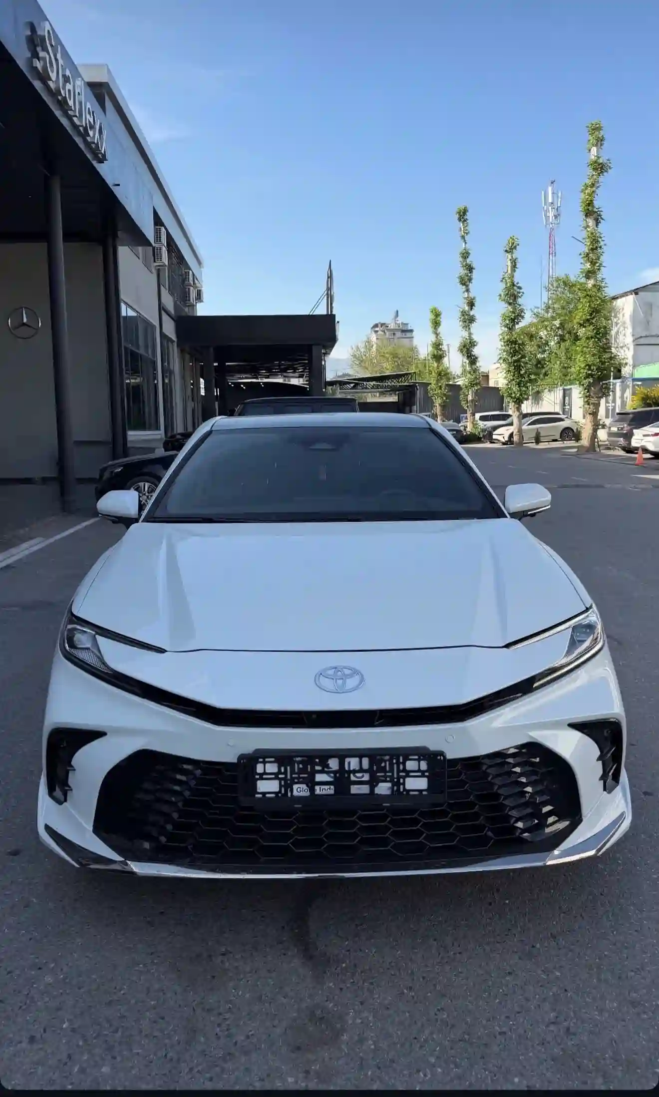 Toyota Camry 2026 — миниатюра 1