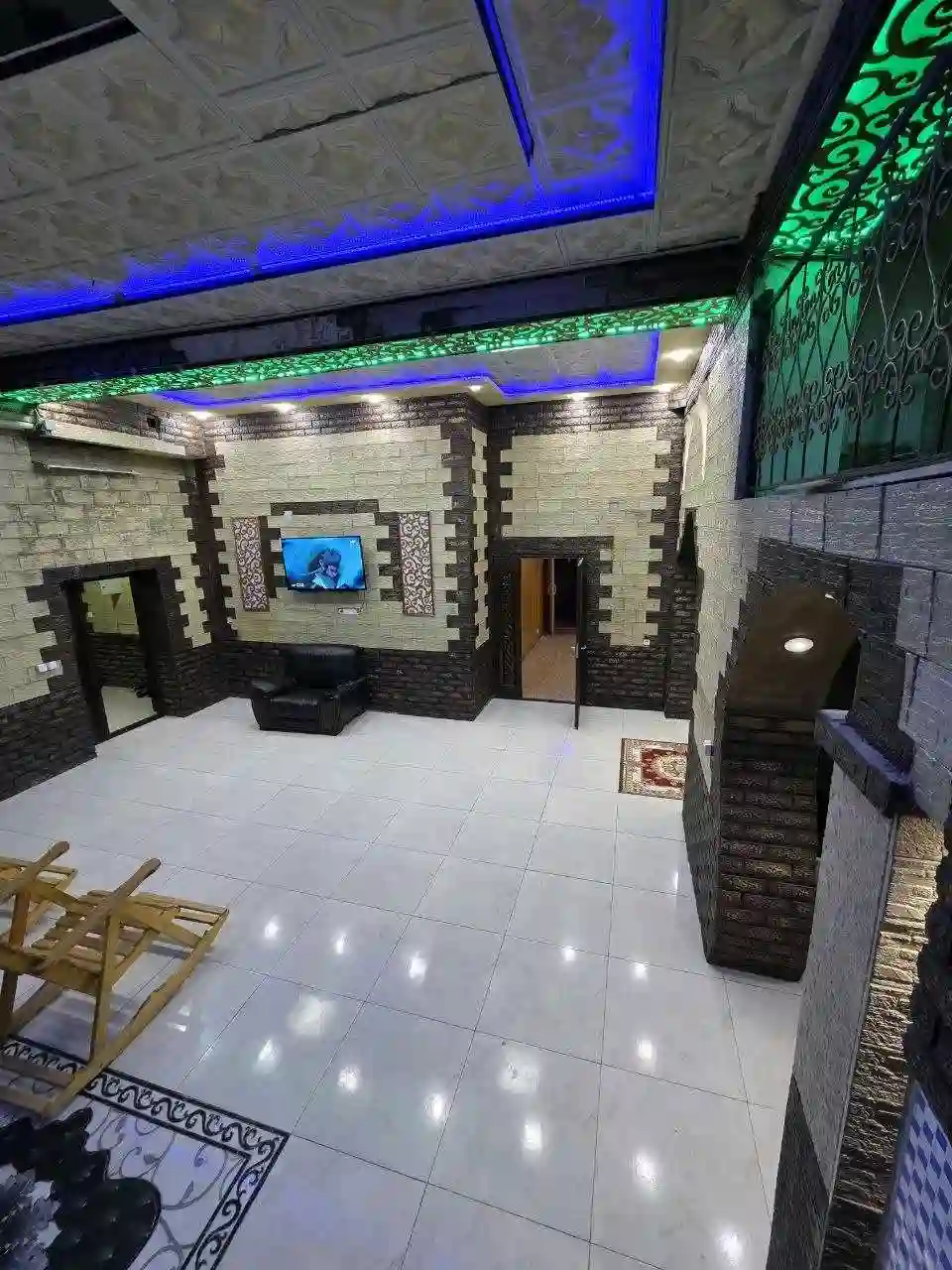 3-к квартира, Цокольный этаж, 140 м², Сино