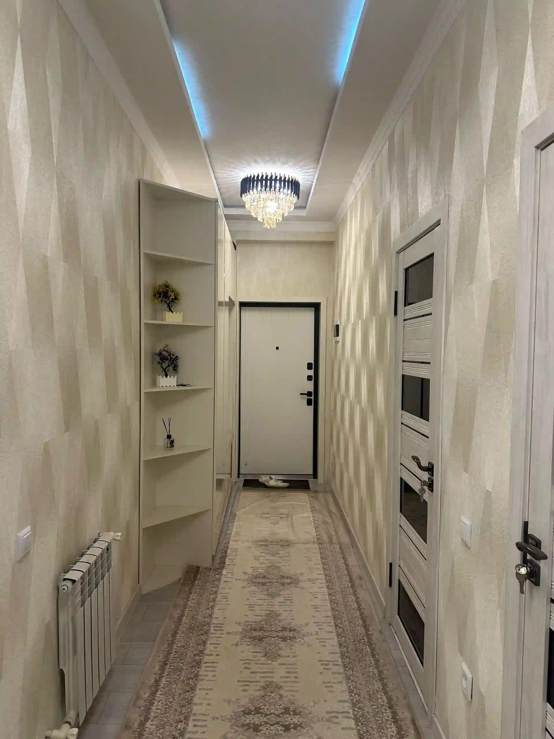5 этажный, 2-комн. дом, 78 м², 82 микрорайон