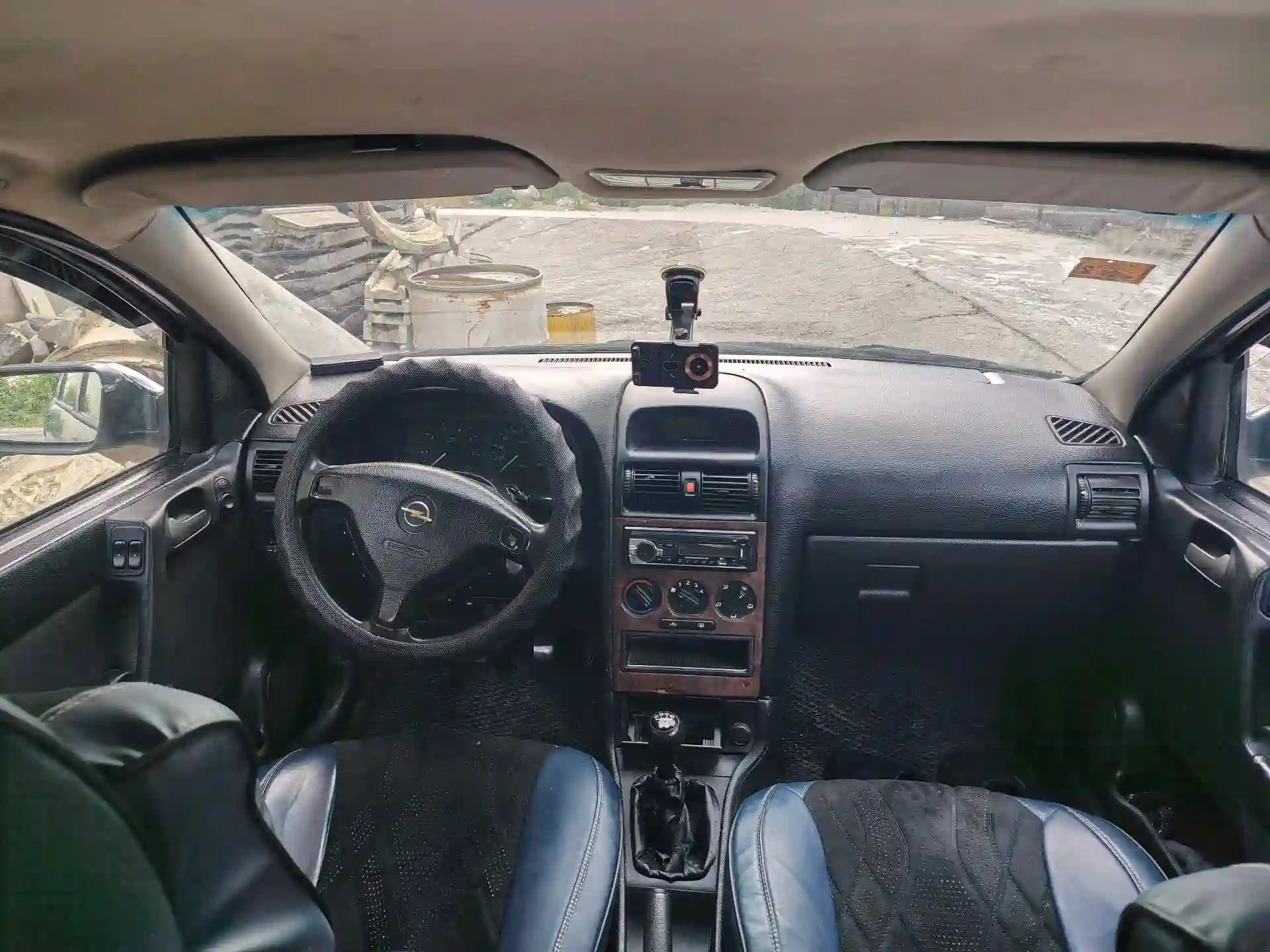 Opel Rekord 1998