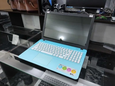 Ноутбук Asus A541U Core i3-6006U / 4GB / 500GB — миниатюра 3