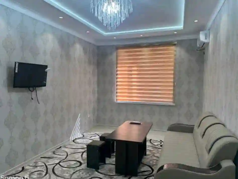 2-к квартира, 3 этаж, 45 м², 8мкр — миниатюра 1