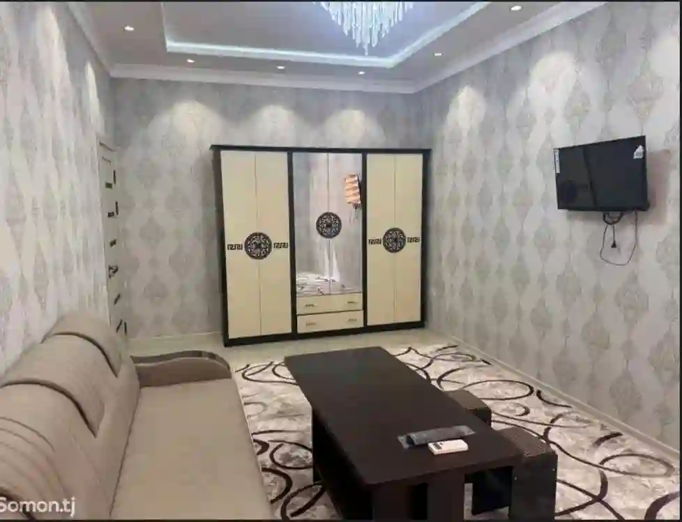 2-к квартира, 3 этаж, 45 м², 8мкр — миниатюра 2