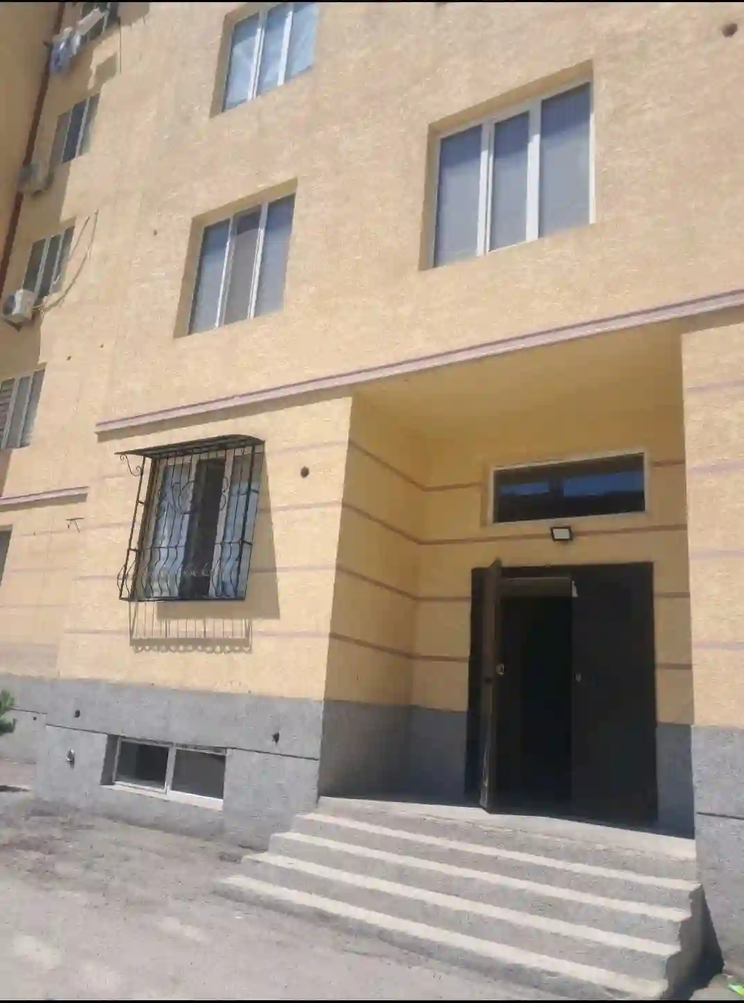2-к квартира, 3 этаж, 45 м², 8мкр — миниатюра 7