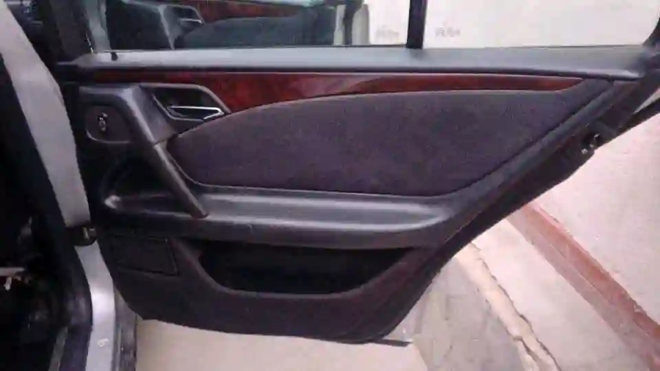 Mercedes-benz E class 1998