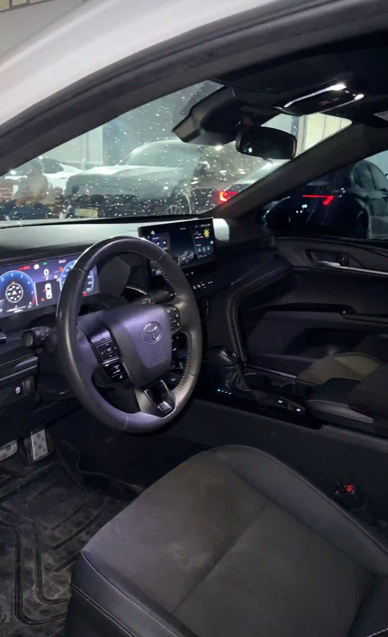 Toyota Camry 2025 — миниатюра 5