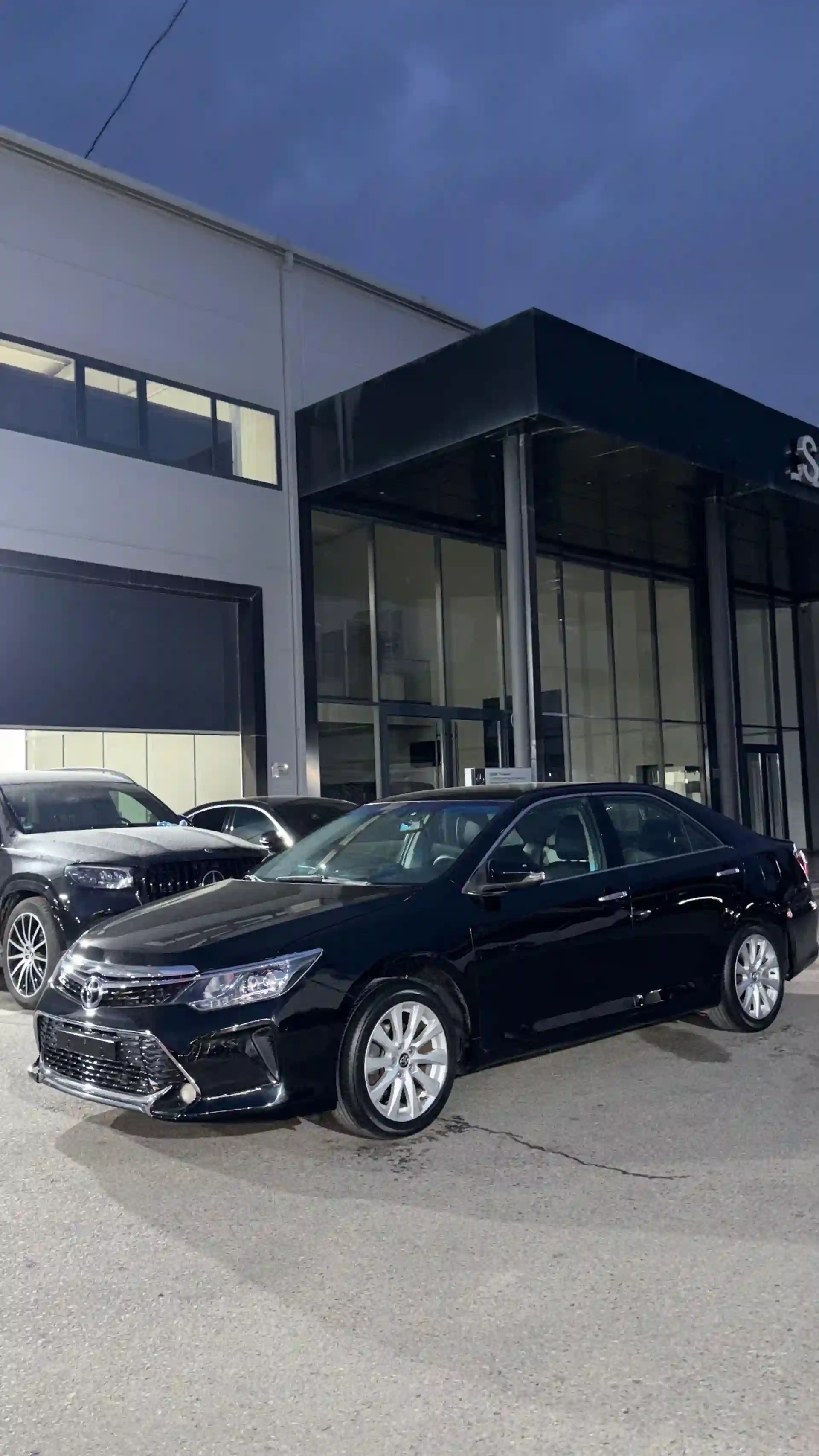 Toyota Camry 2016 — миниатюра 2