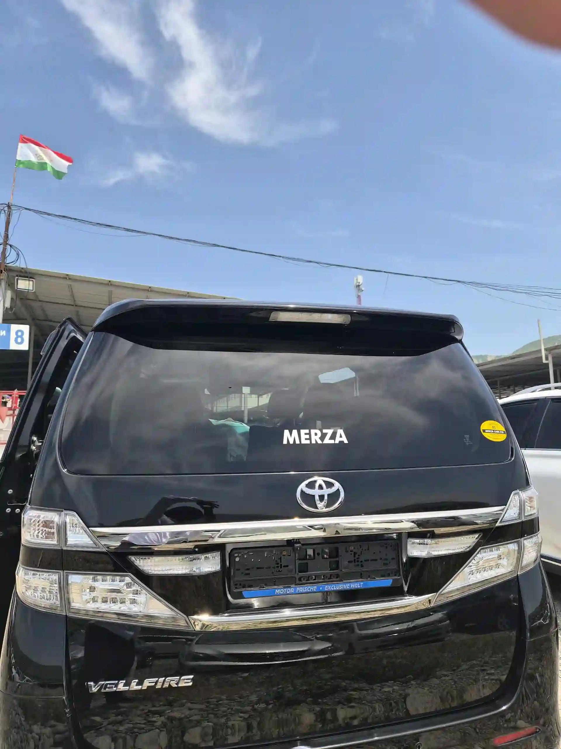 Toyota Vellfire 2014
