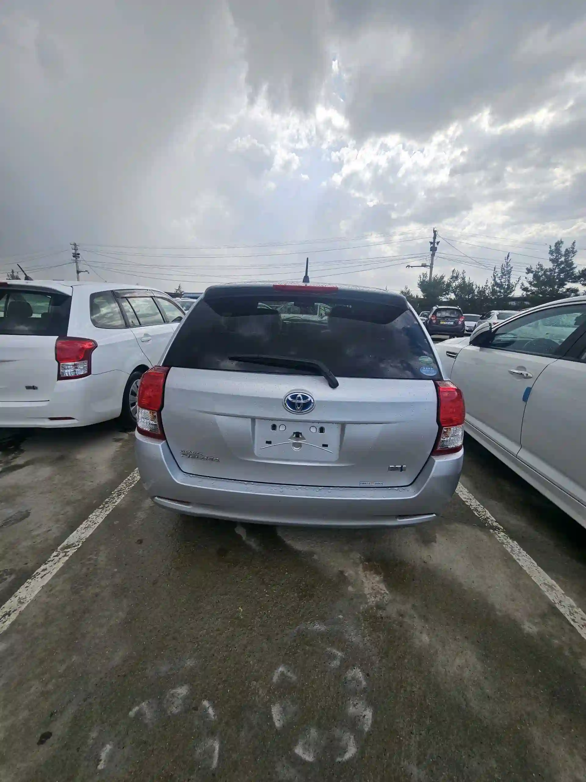 Toyota Fielder 2014