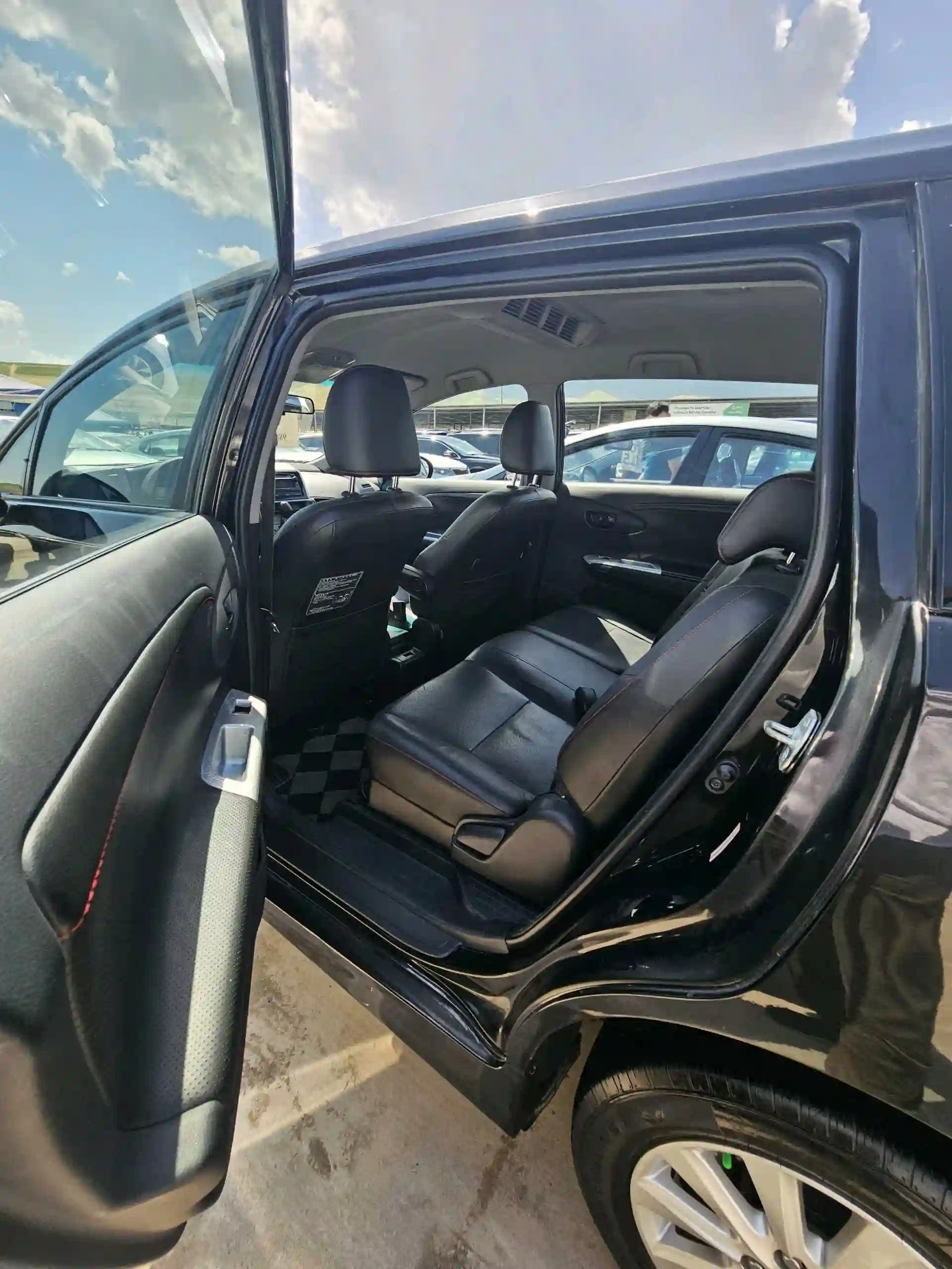 Toyota Wish 2014