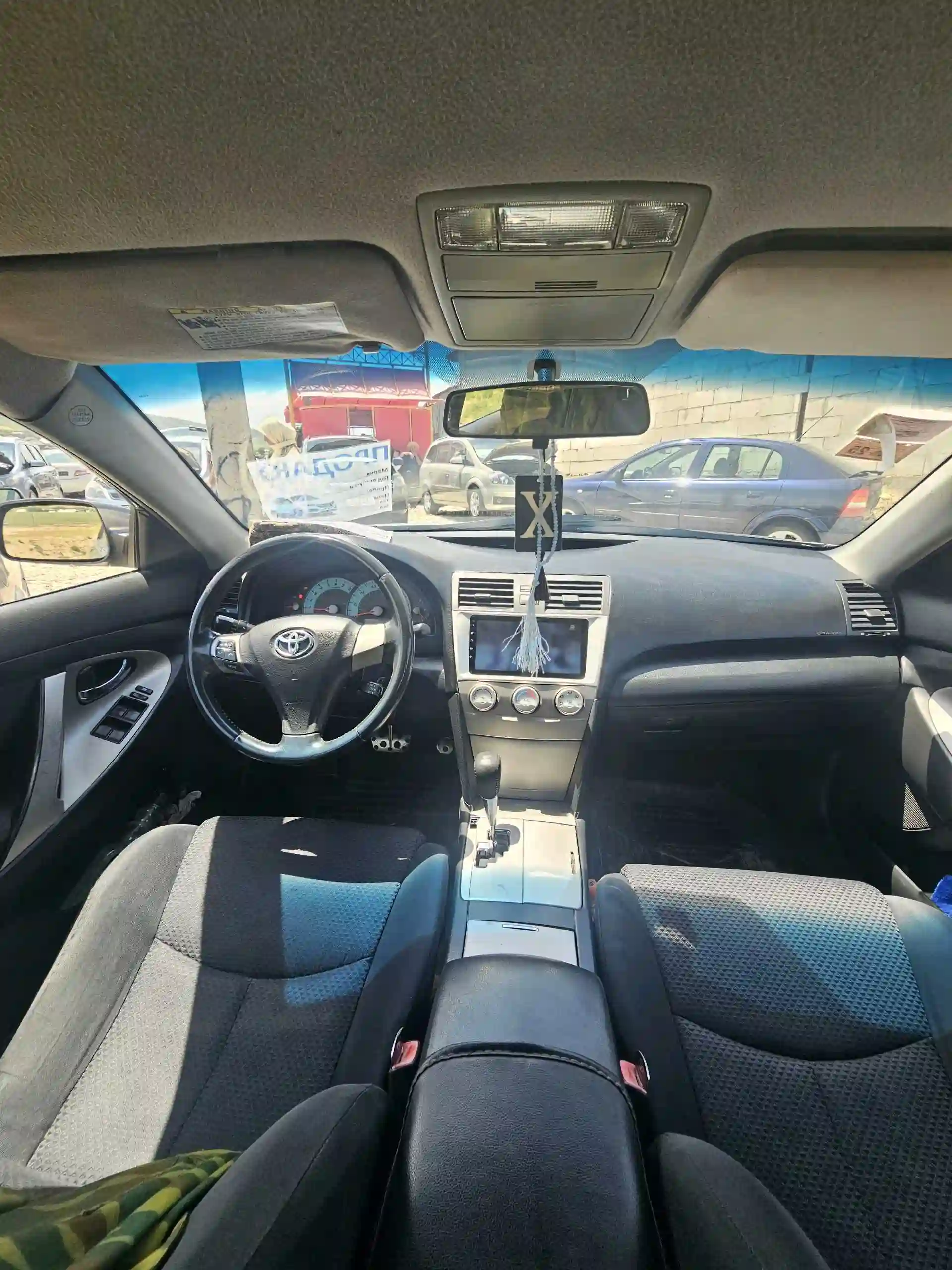 Toyota Camry 2010 — миниатюра 5