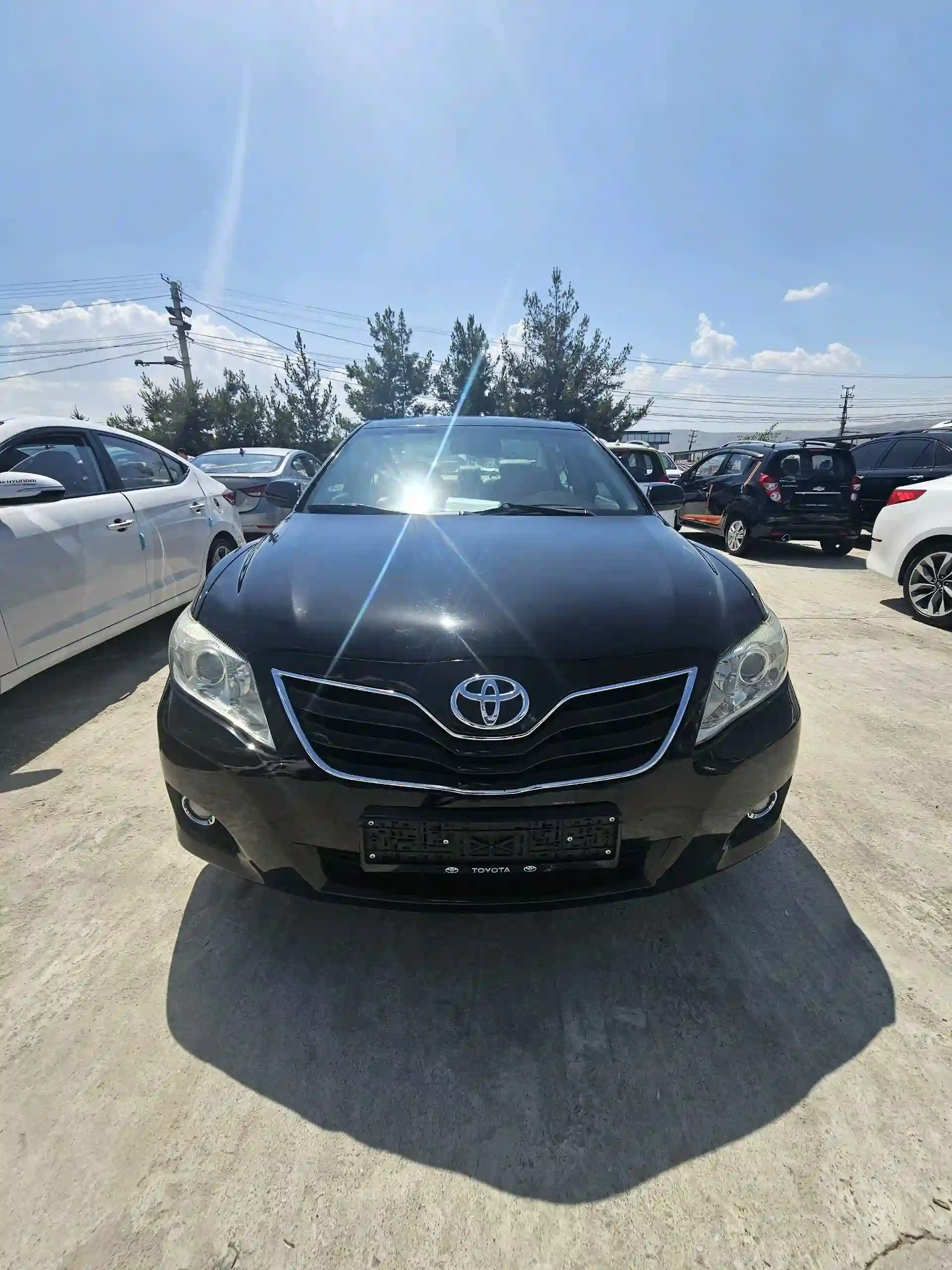 Toyota Camry 2010 — миниатюра 1