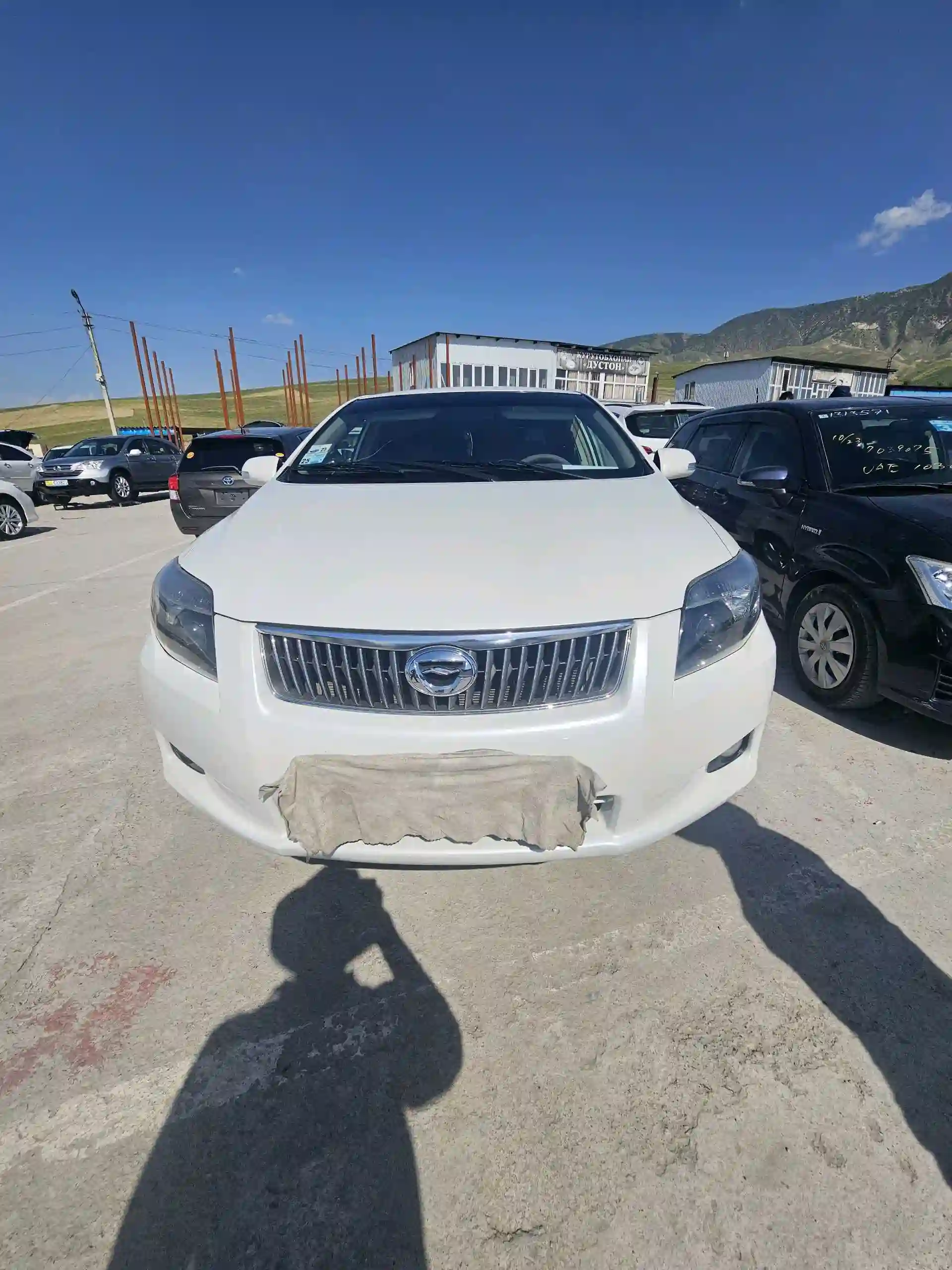 Toyota Axio 2011