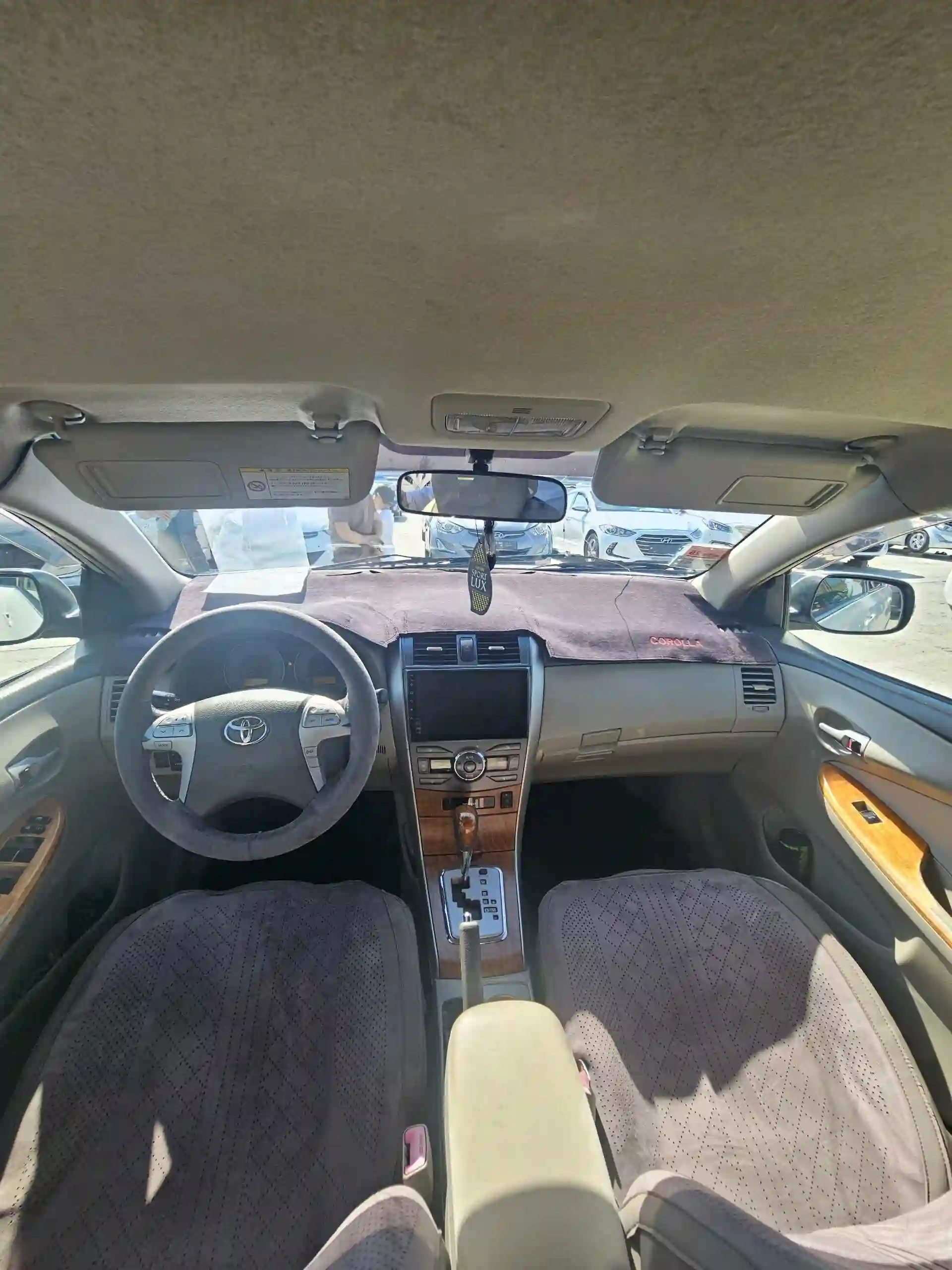 Toyota Axio 2011