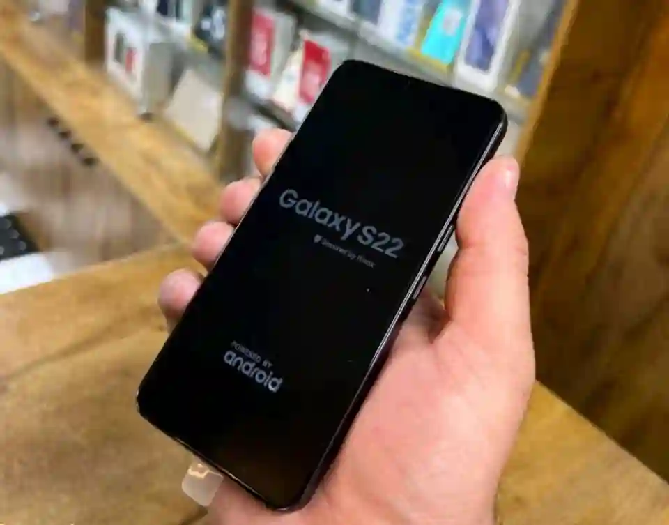 Samsung Galaxy S22 5G 8/256Gb
