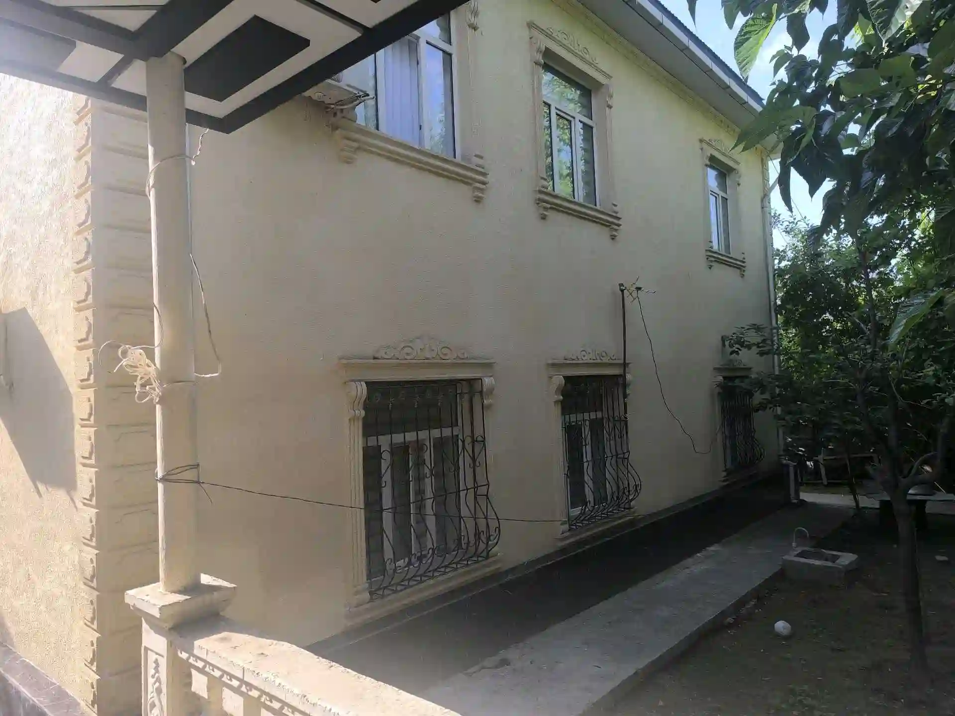 2 этажный, 8-комн. дом, 108 м², 6 соток, шохмансур