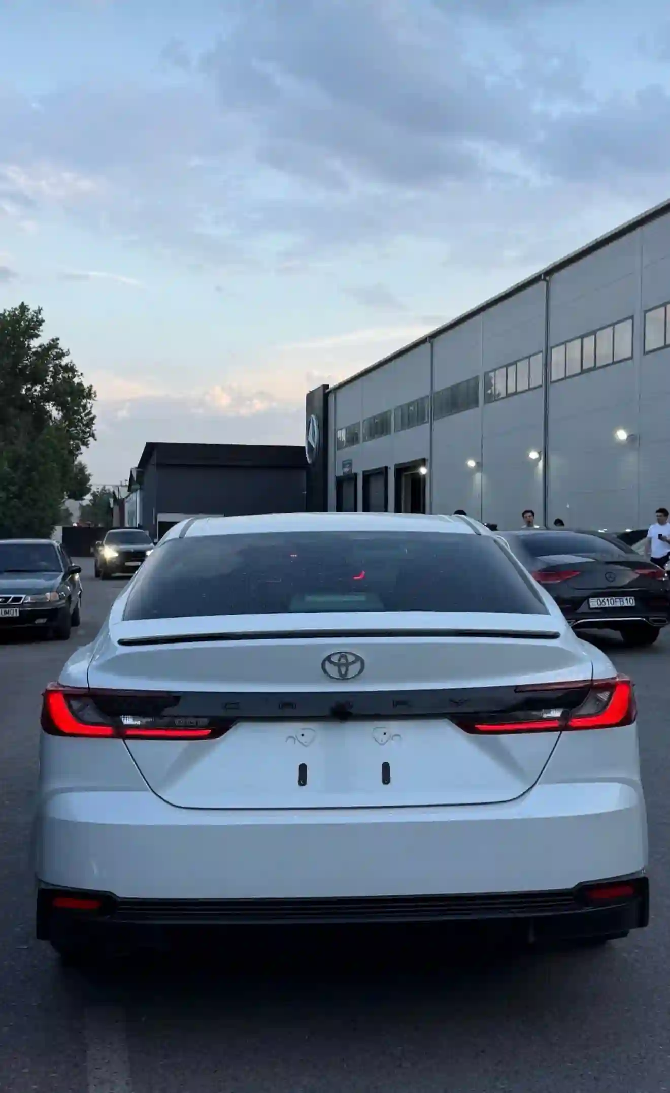 Toyota Camry 2025 — миниатюра 2