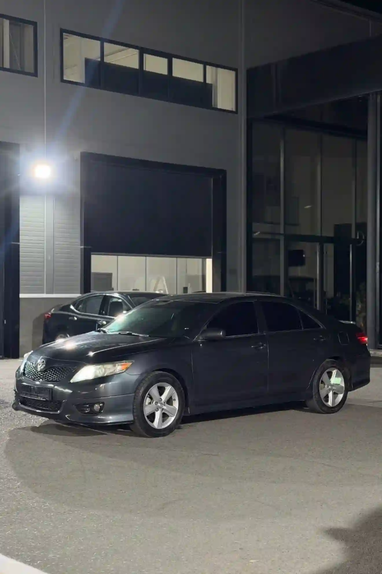 Toyota Camry 2010 — миниатюра 2
