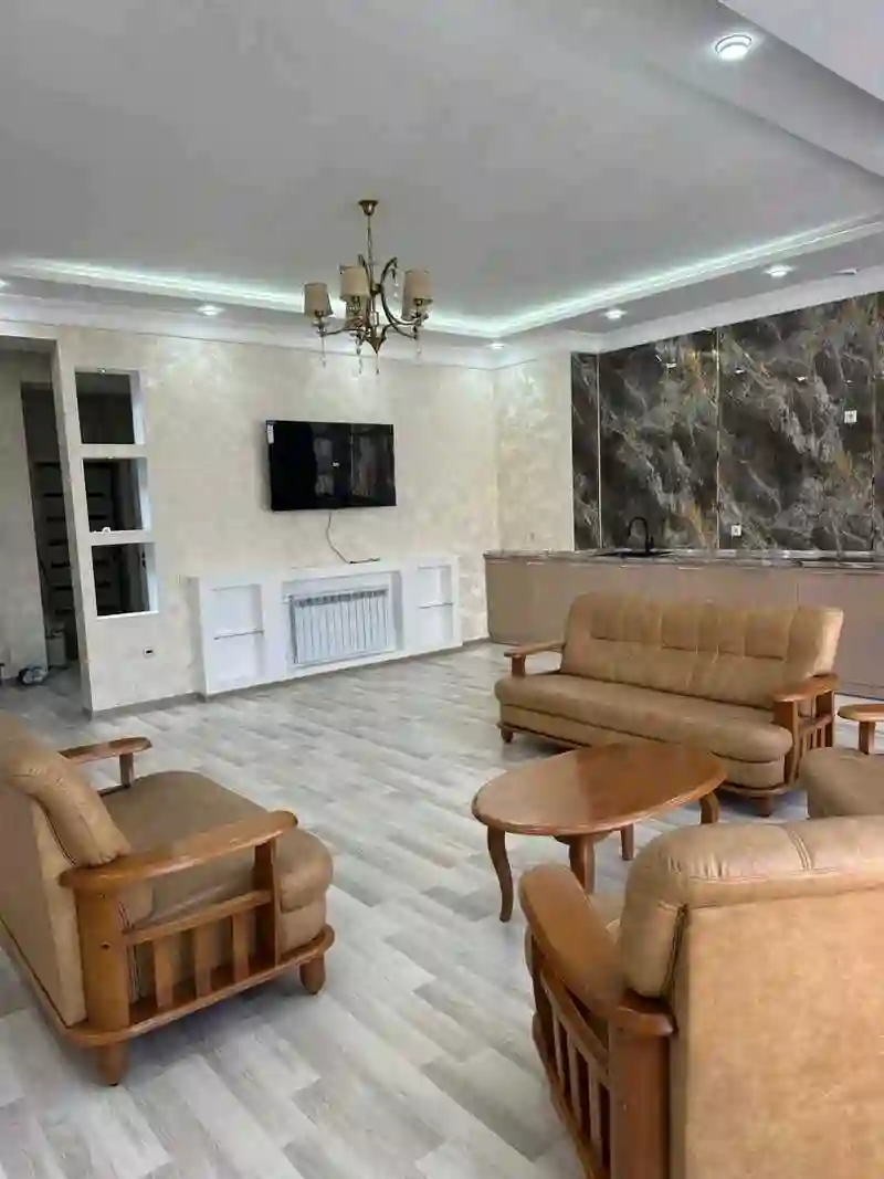 3-к квартира, 11 этаж, 98 м², Овир