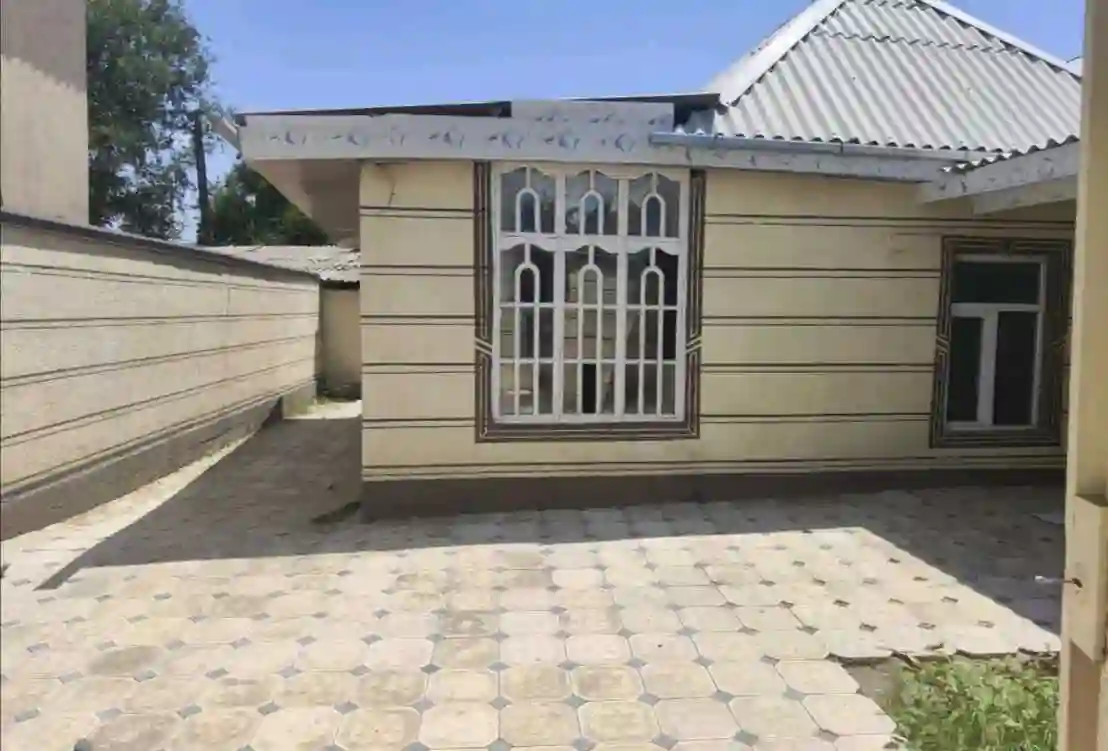 1 этажный, 2-комн. дом, 52 м², 2 соток, Фирдавсӣ