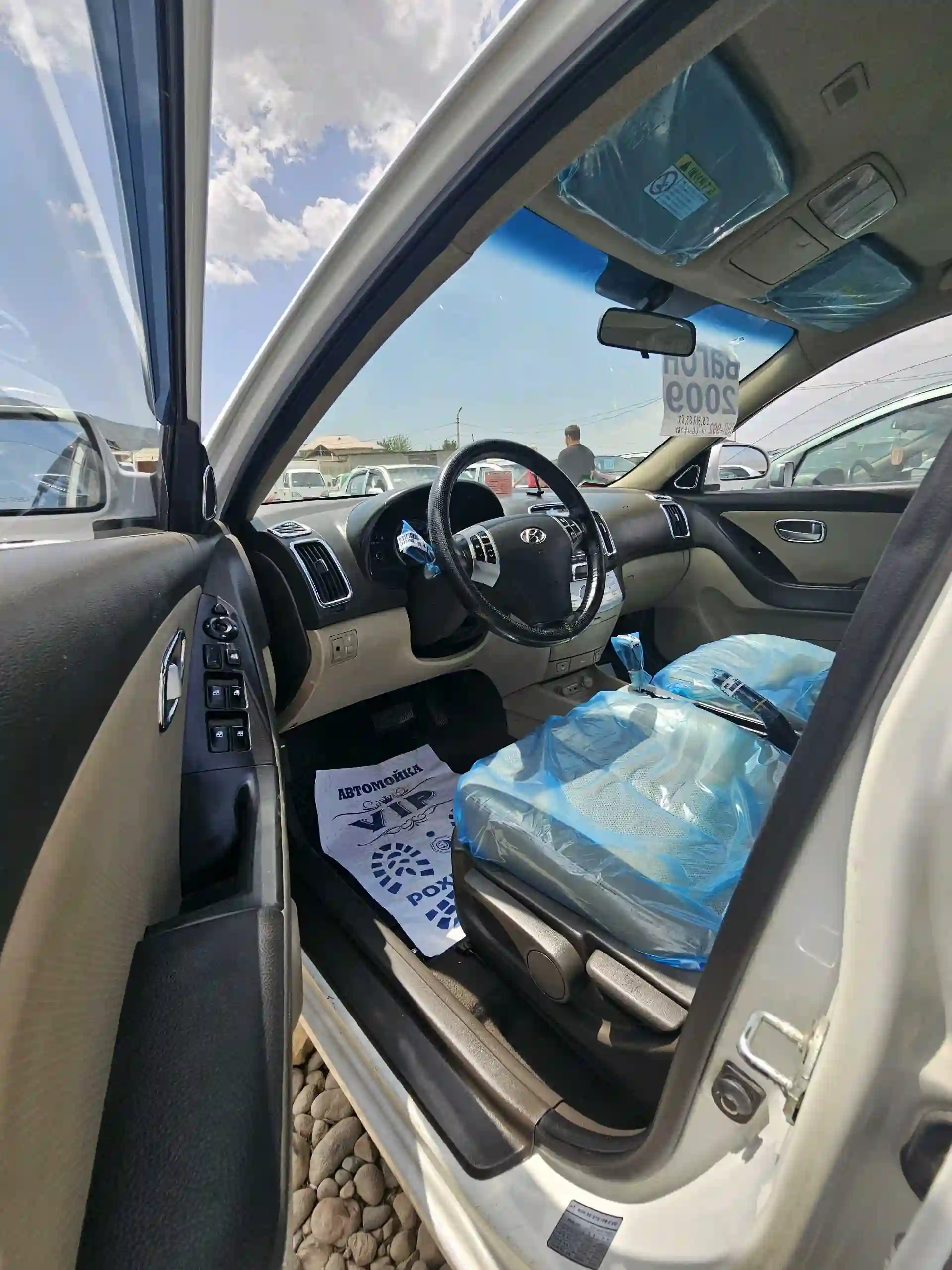 Hyundai Avante 2009 — миниатюра 6