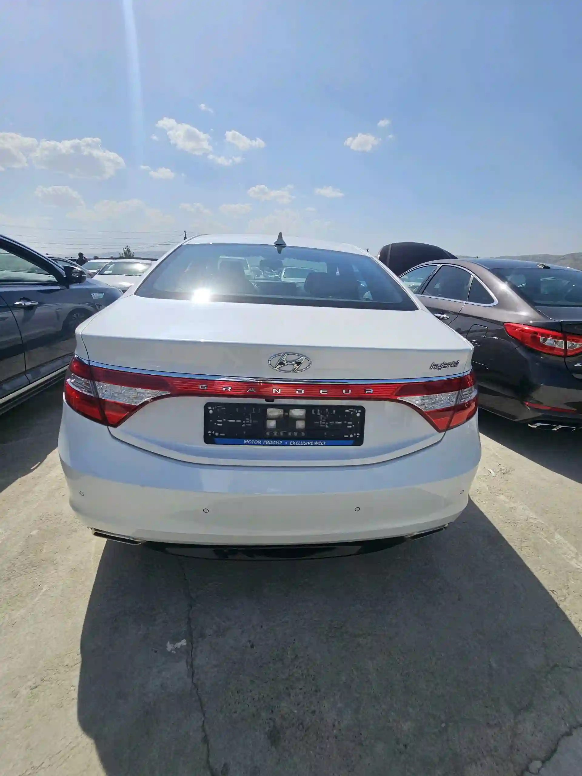 Hyundai Grandeur 2015