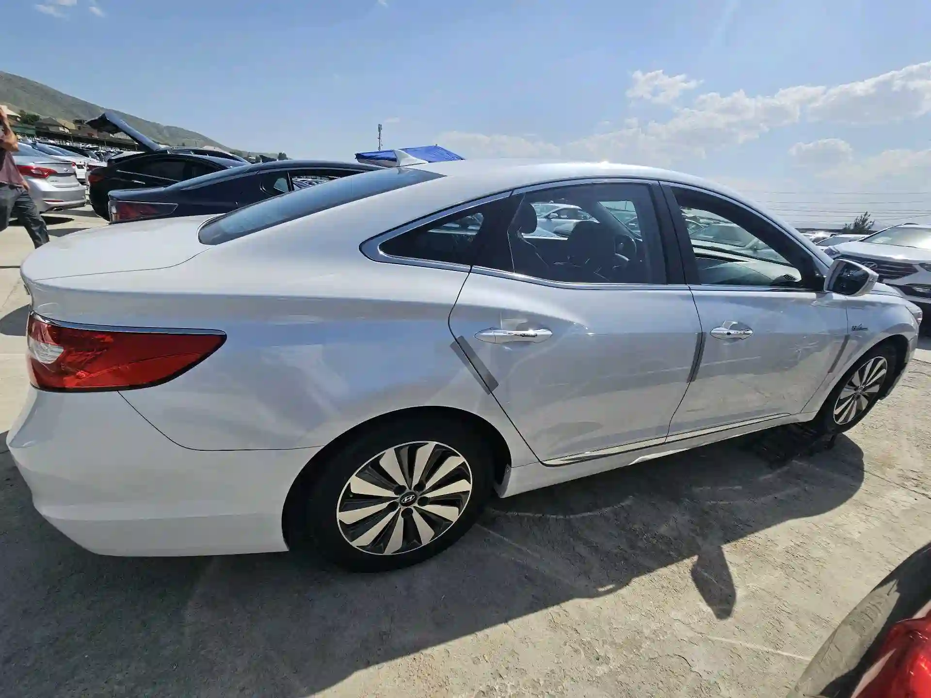Hyundai Grandeur 2015