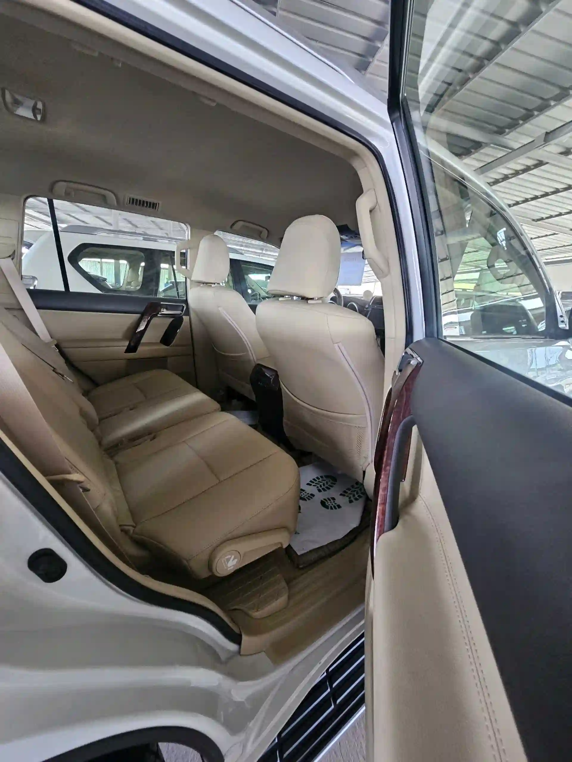 Toyota Land cruiser prado 2015