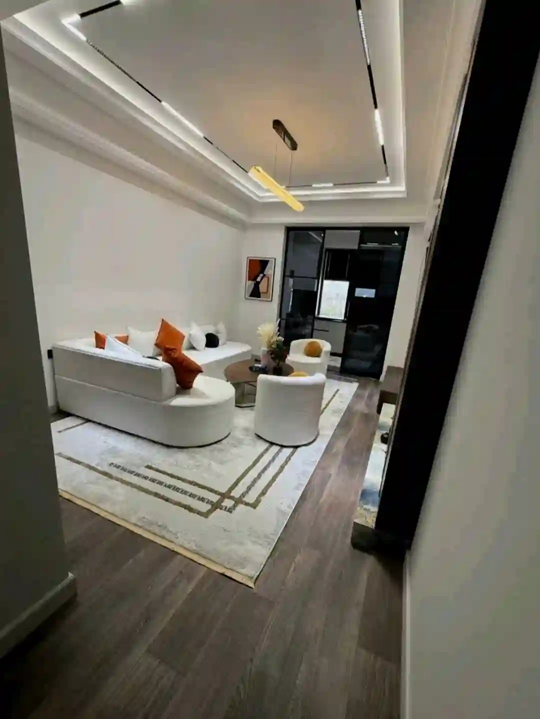 3-к квартира, 18 этаж, 81 м², И.Сомонӣ