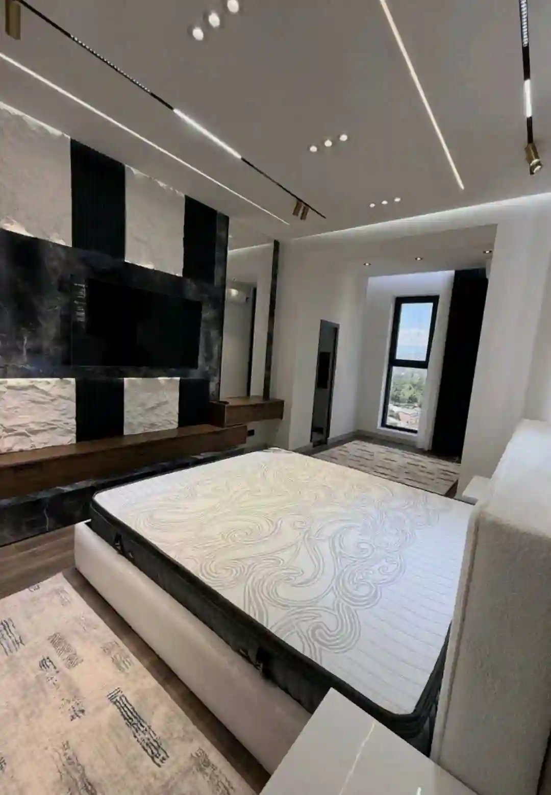 3-к квартира, 18 этаж, 81 м², И.Сомонӣ