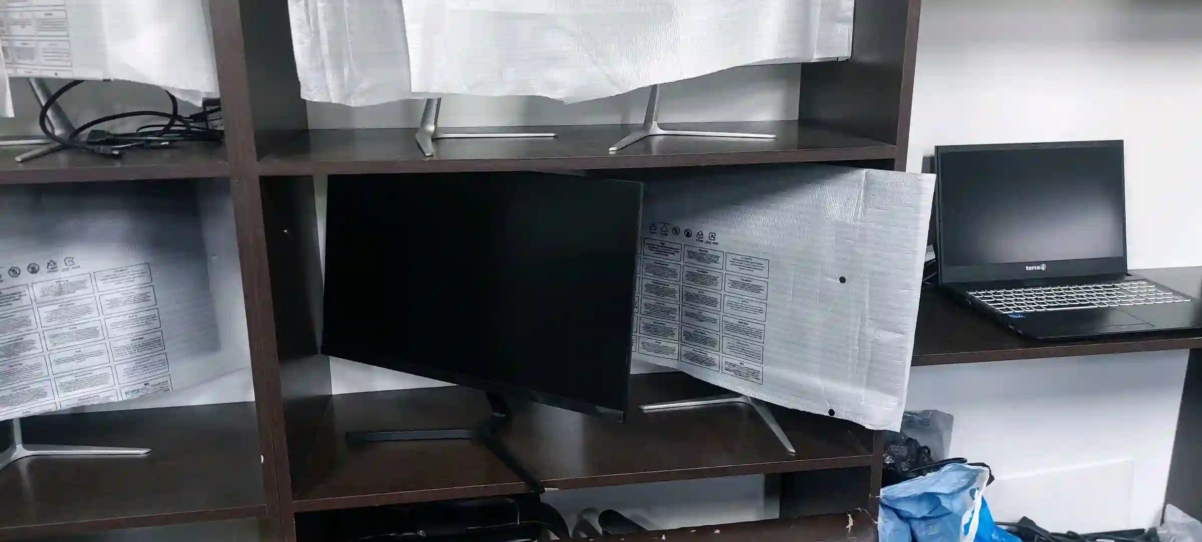 Монитор Vision 24" Full HD 
