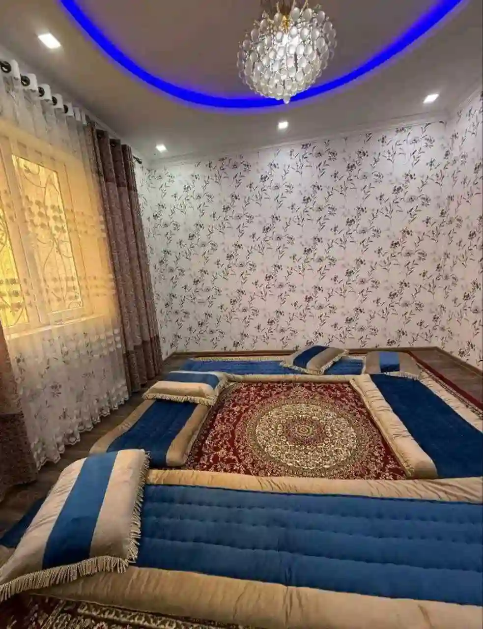 2 этажный, 6-комн. дом, 280 м², 3 соток, Сино — миниатюра 12