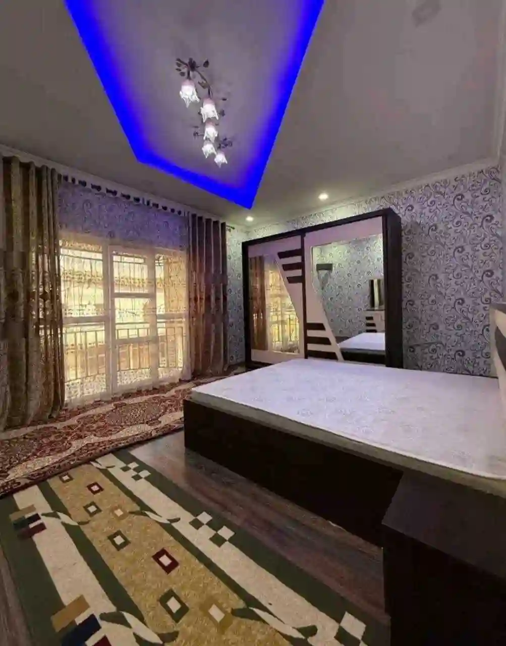 2 этажный, 6-комн. дом, 280 м², 3 соток, Сино — миниатюра 19