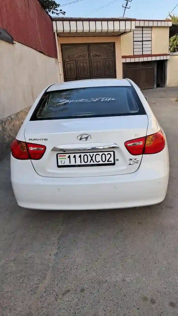 Hyundai Avante 2010