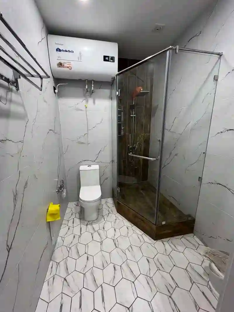2-к квартира, 3 этаж, 88 м², Цум, домои Себистон