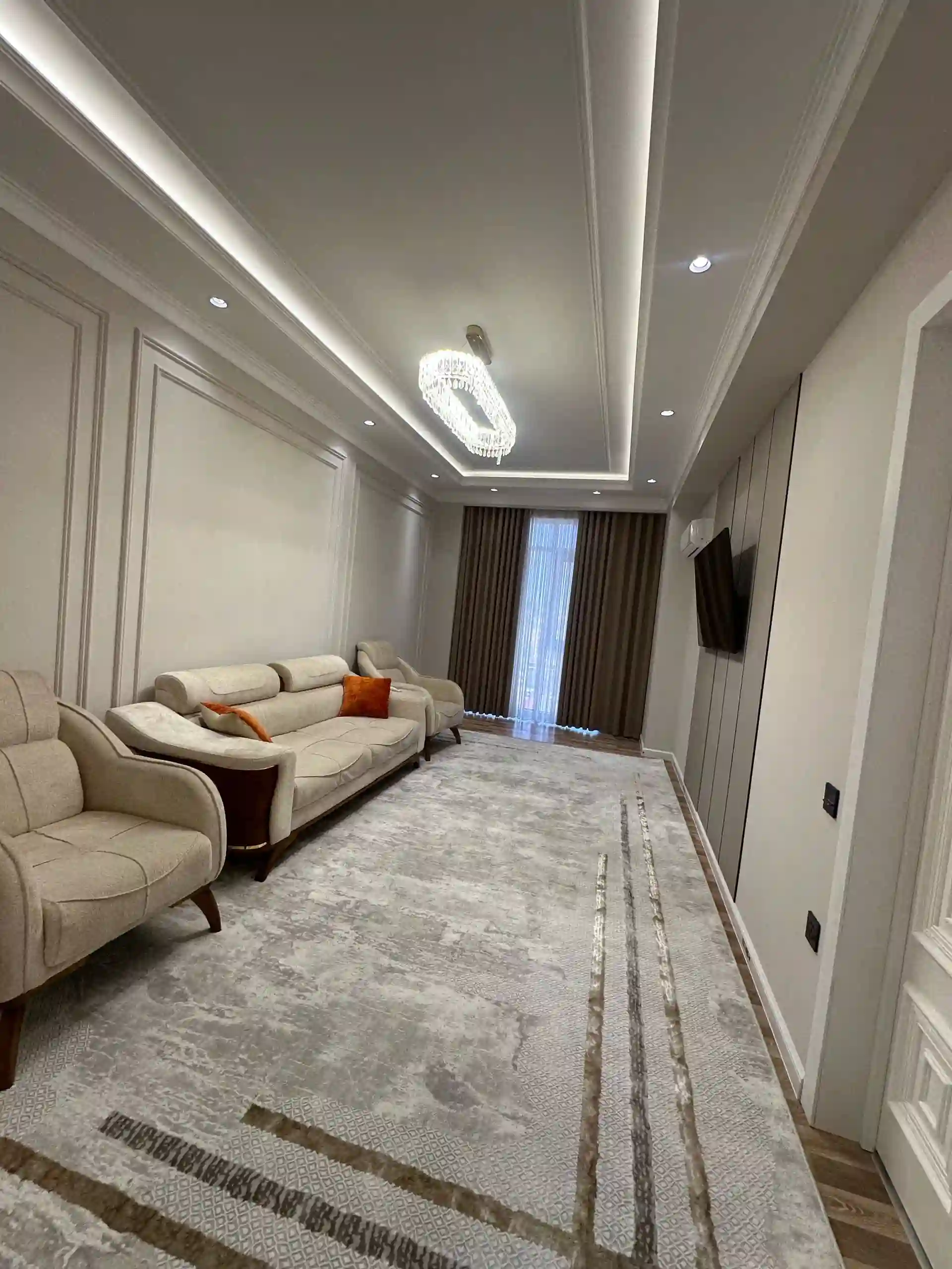 2-к квартира, 16 этаж, 84 м², скори — миниатюра 1