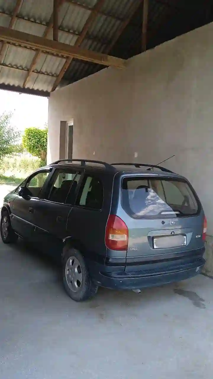 Opel Zafira 2000