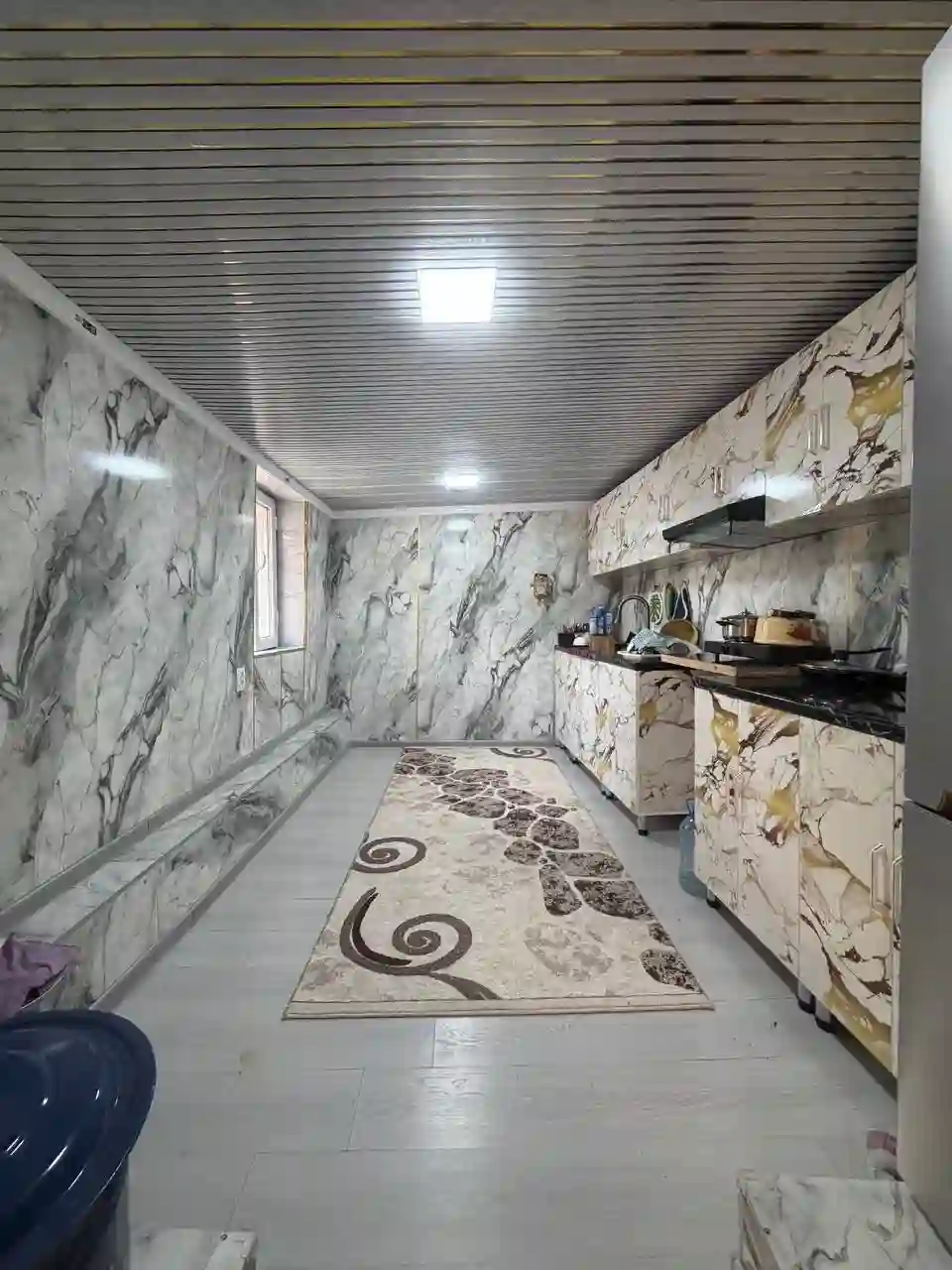 2 этажный, 10-комн. дом, 255 м², 9 соток, И Сомони