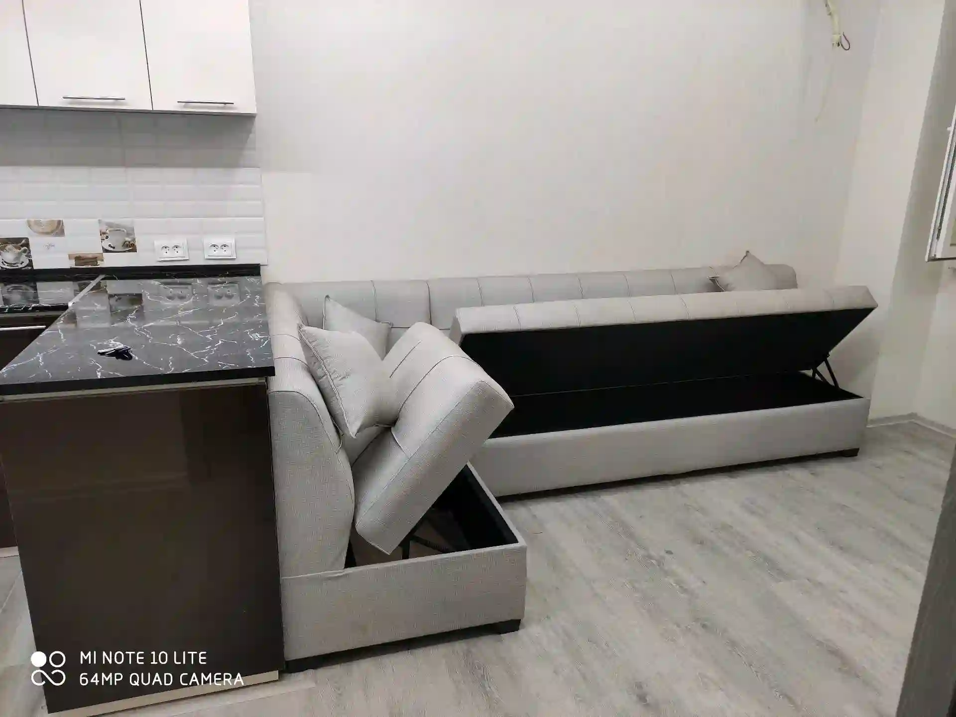 угалок для кухни на заказ 