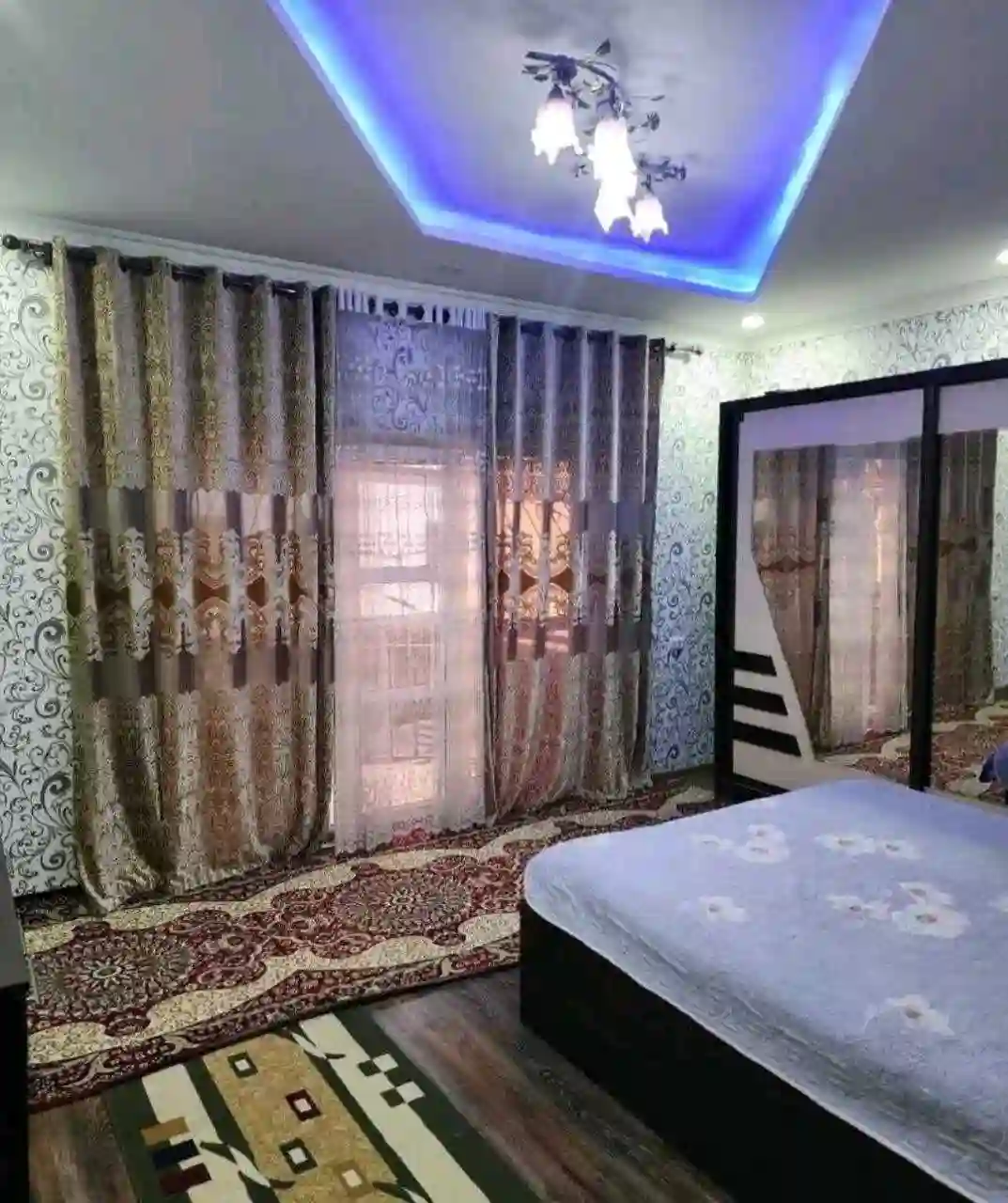2 этажный, 6-комн. дом, 280 м², 3 соток, Сино