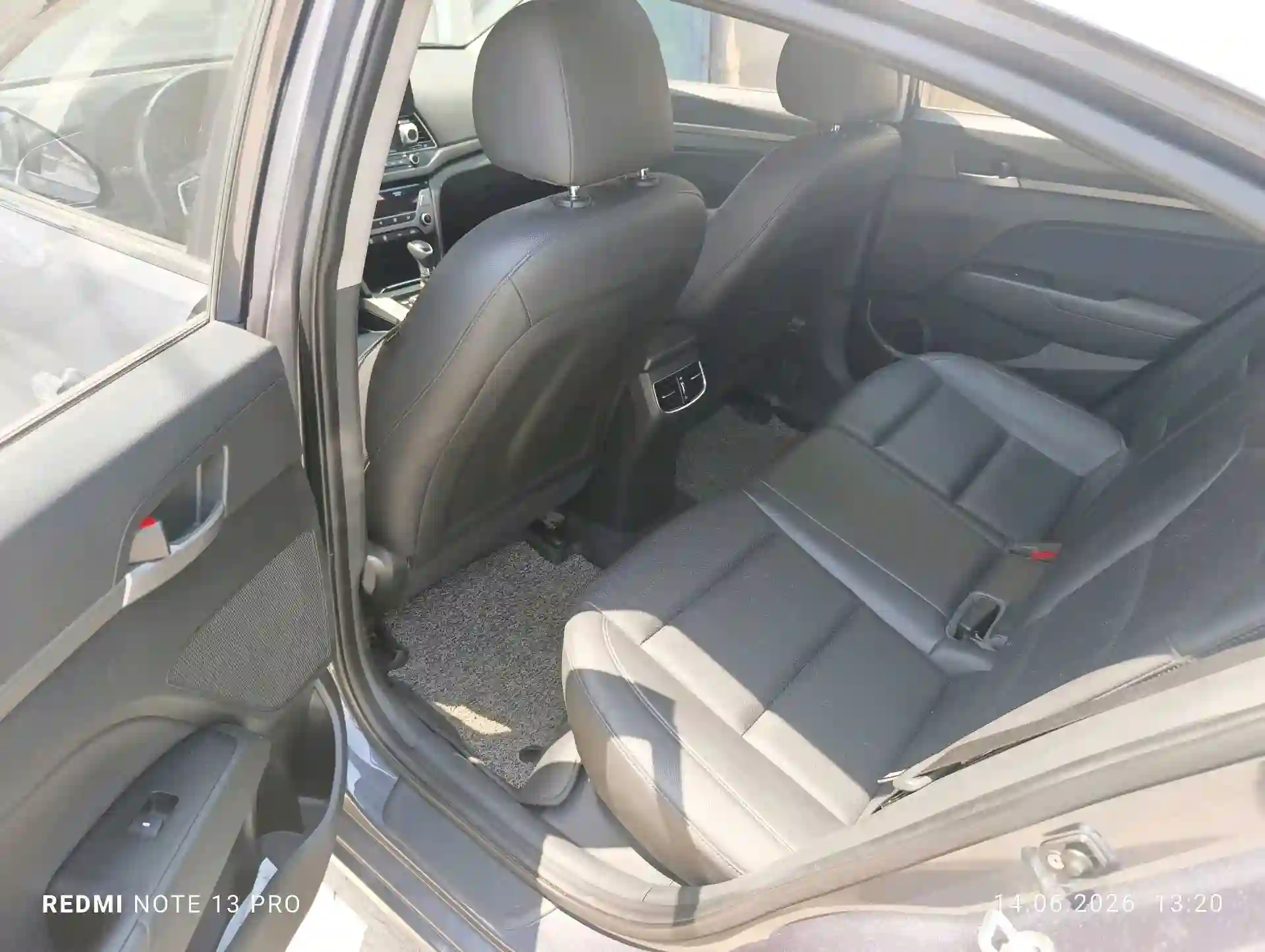 Hyundai Avante 2016 — миниатюра 4