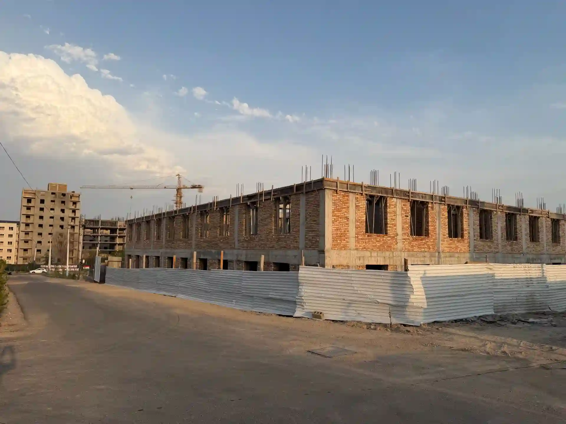 2-к квартира, Цокольный этаж, 85 м², 8 мкр — миниатюра 4